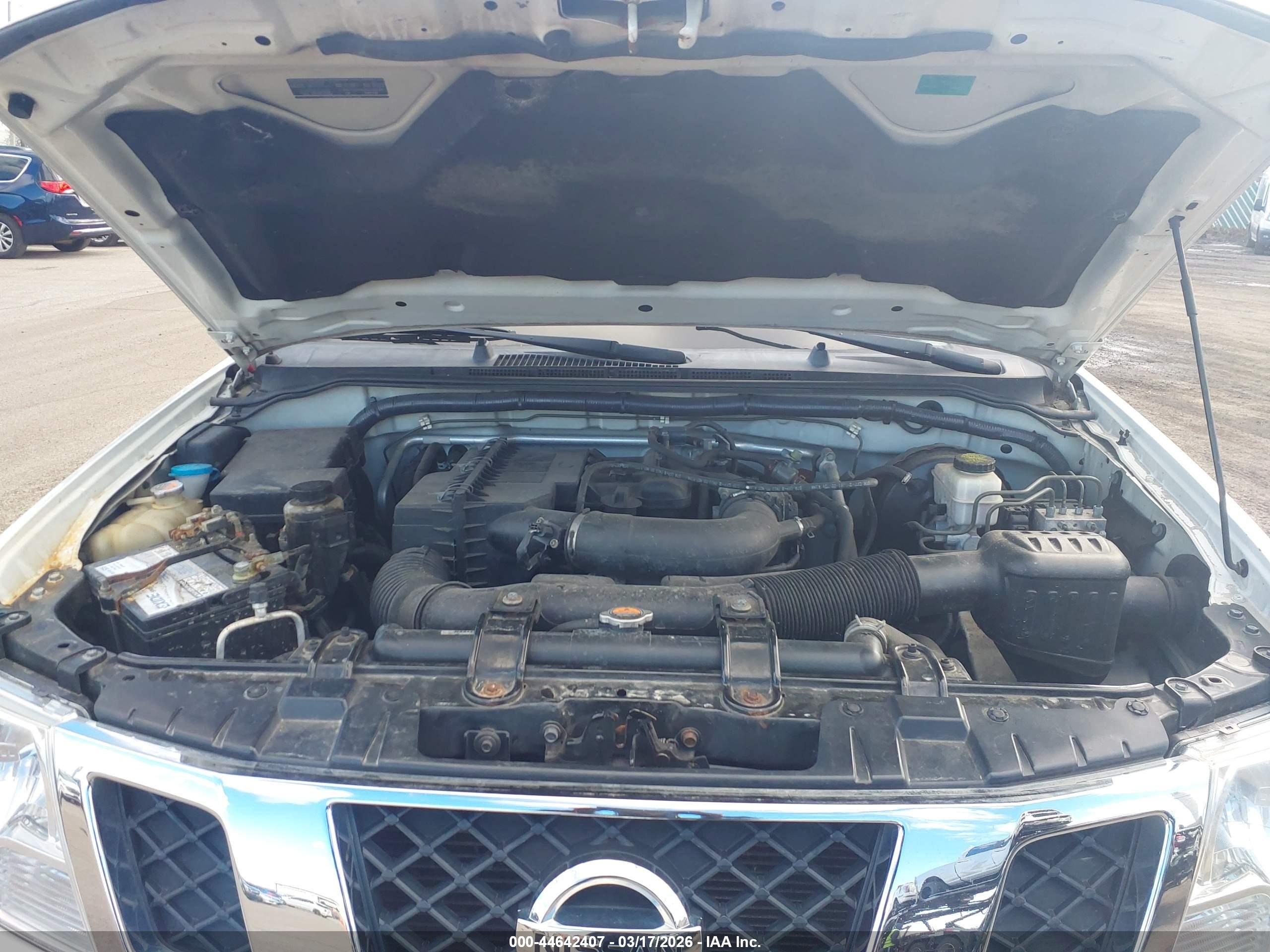 NISSAN FRONTIER image 10