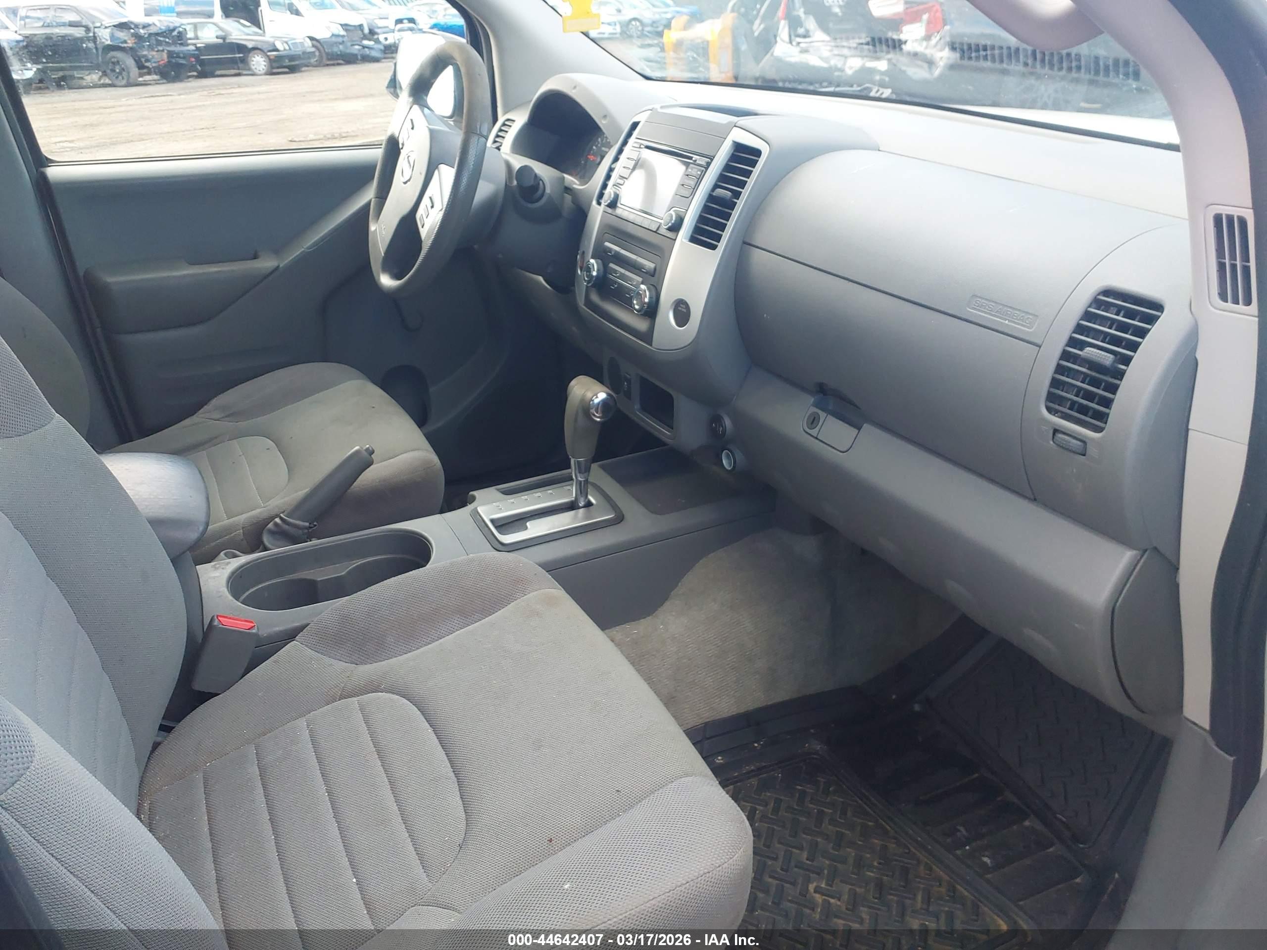 NISSAN FRONTIER image 5