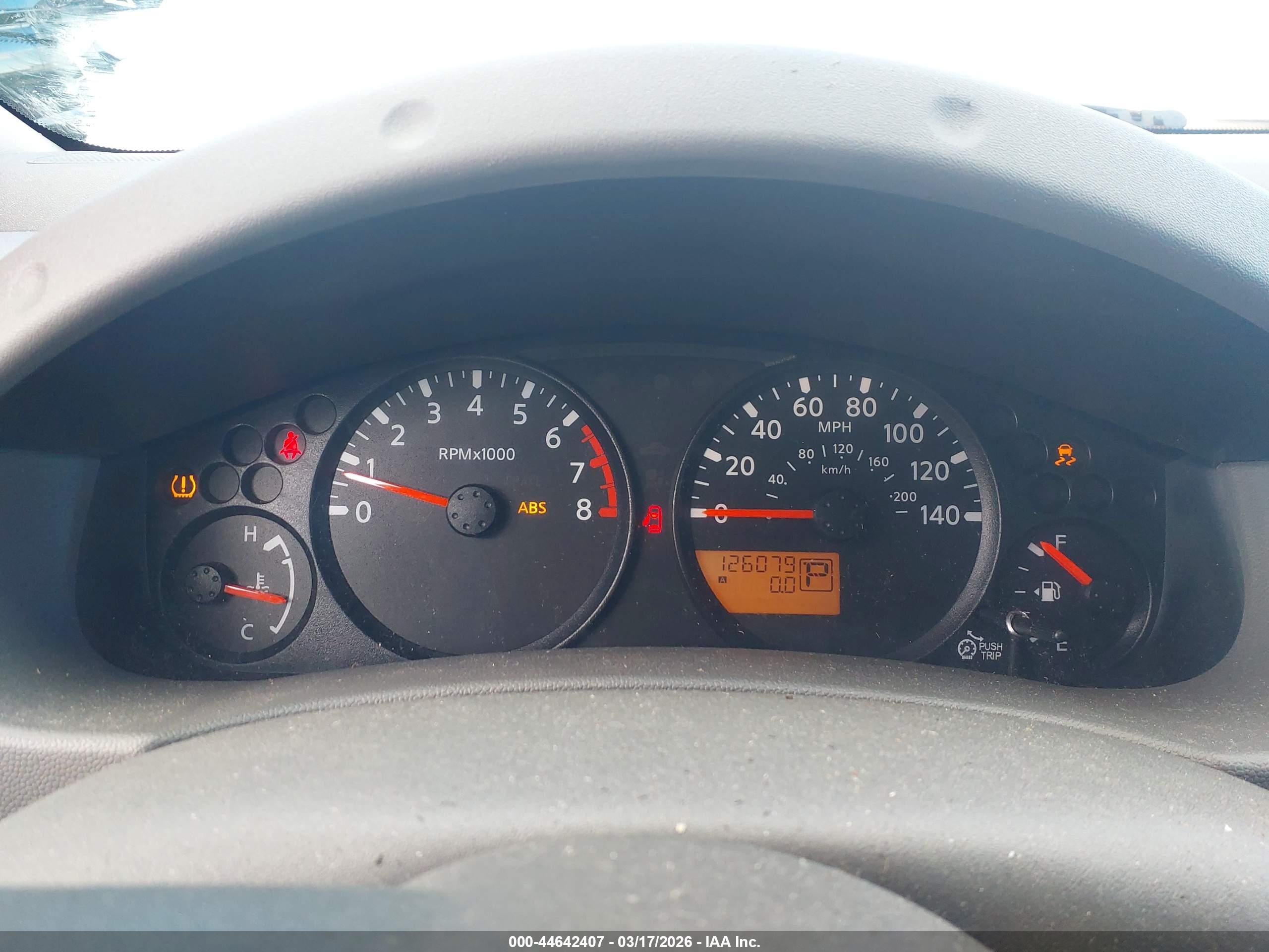 NISSAN FRONTIER image 7