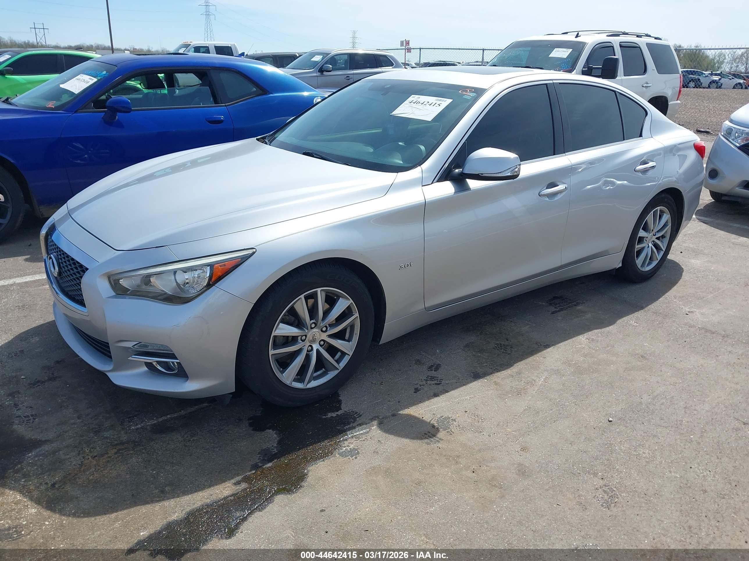INFINITI Q50 image 2