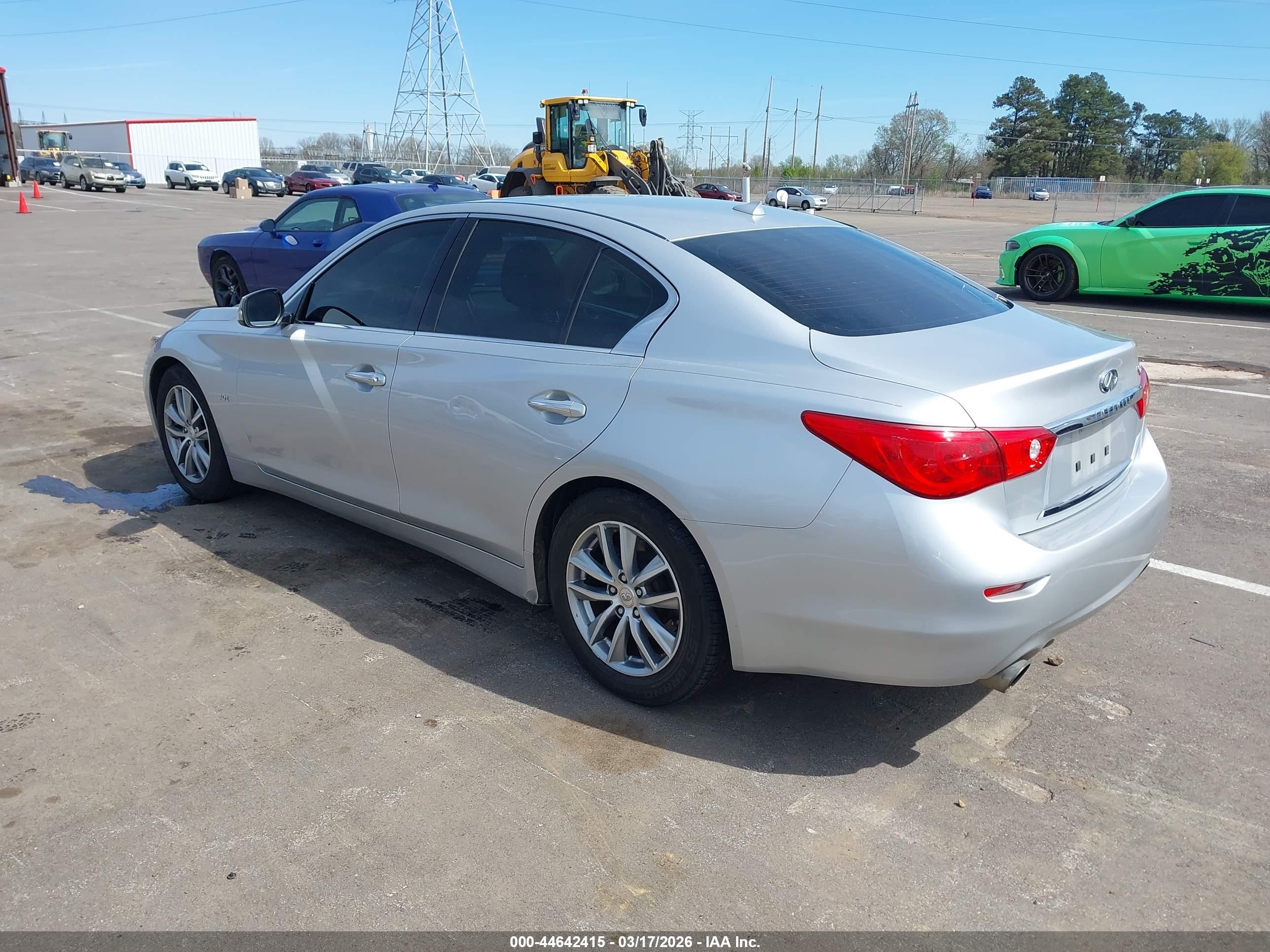 INFINITI Q50 image 3