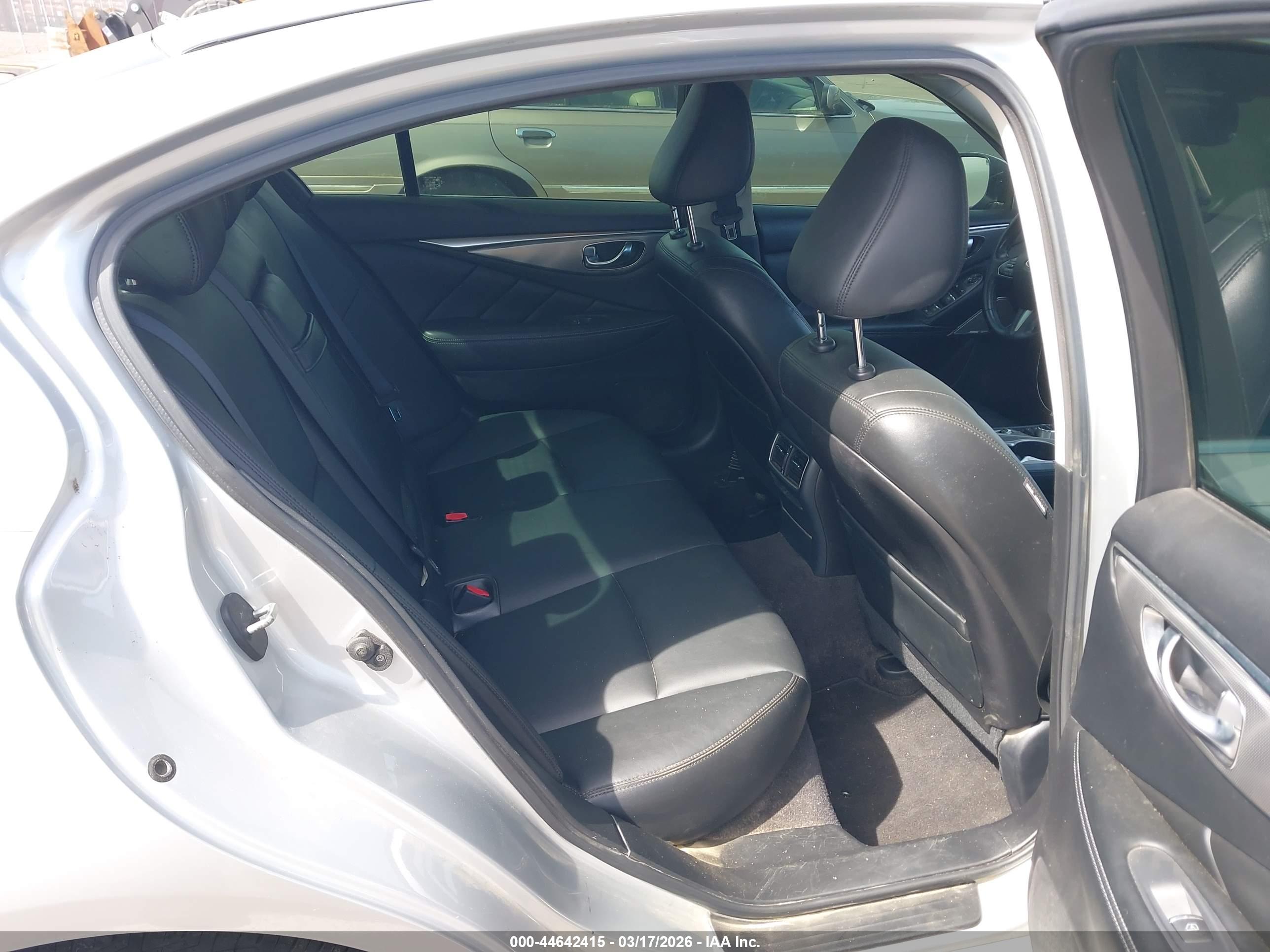 INFINITI Q50 image 8