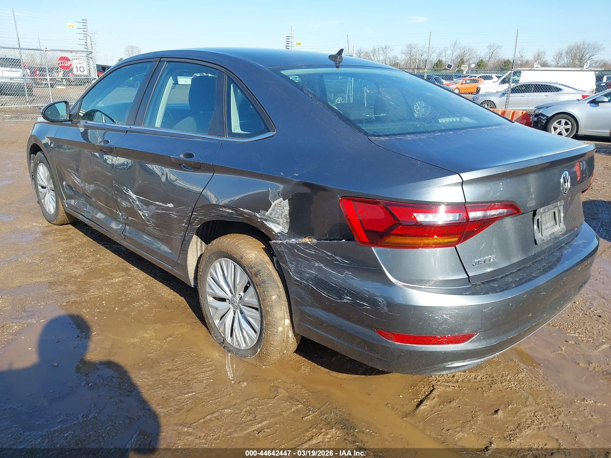 VOLKSWAGEN JETTA image 3