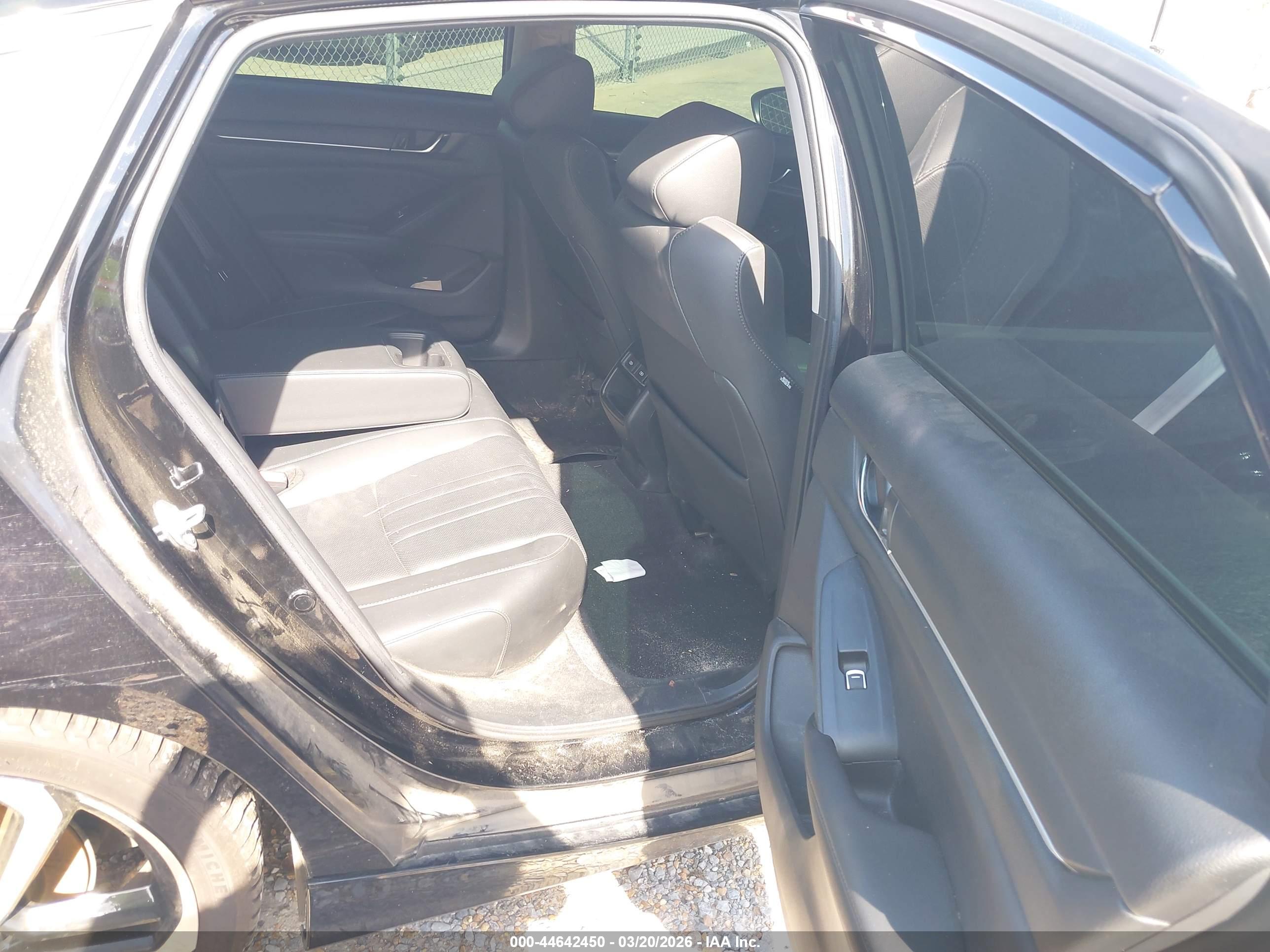 HONDA ACCORD image 8