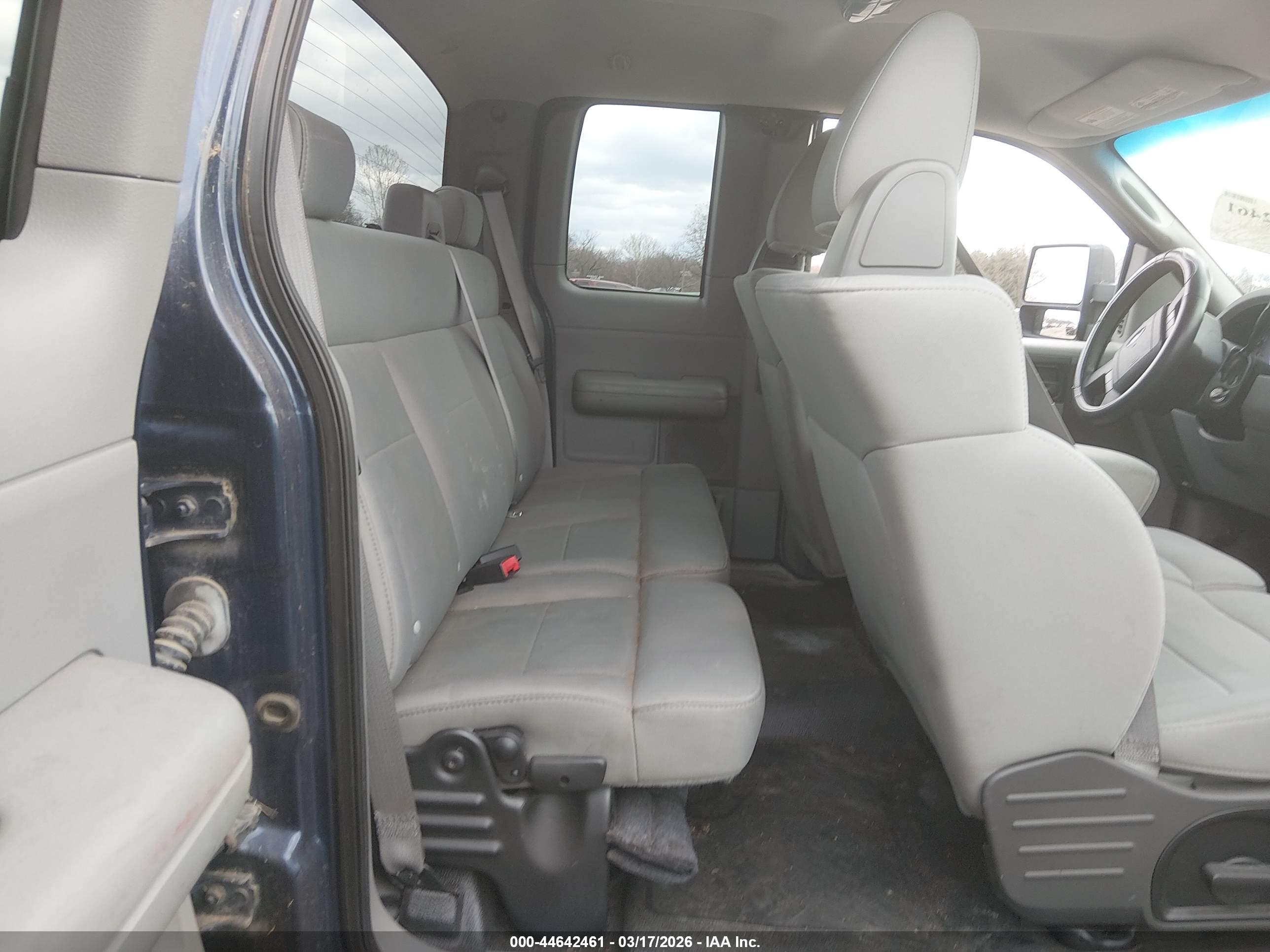 FORD F-150 image 8
