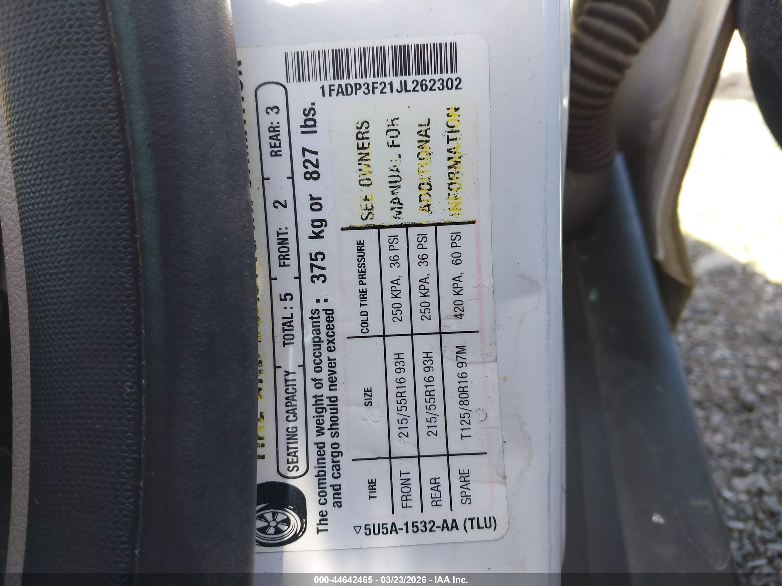 FORD FOCUS image 9