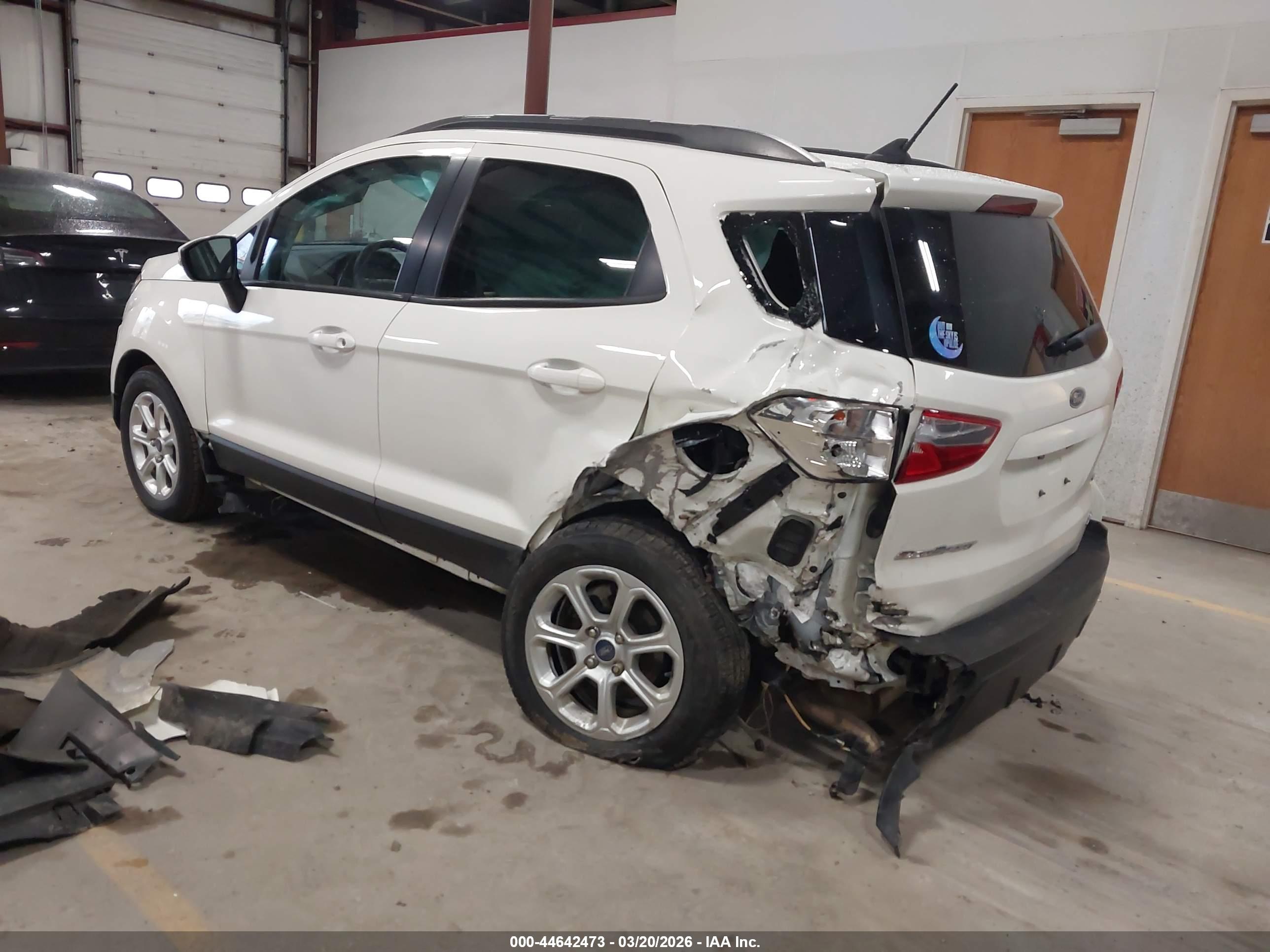 FORD ECOSPORT image 3