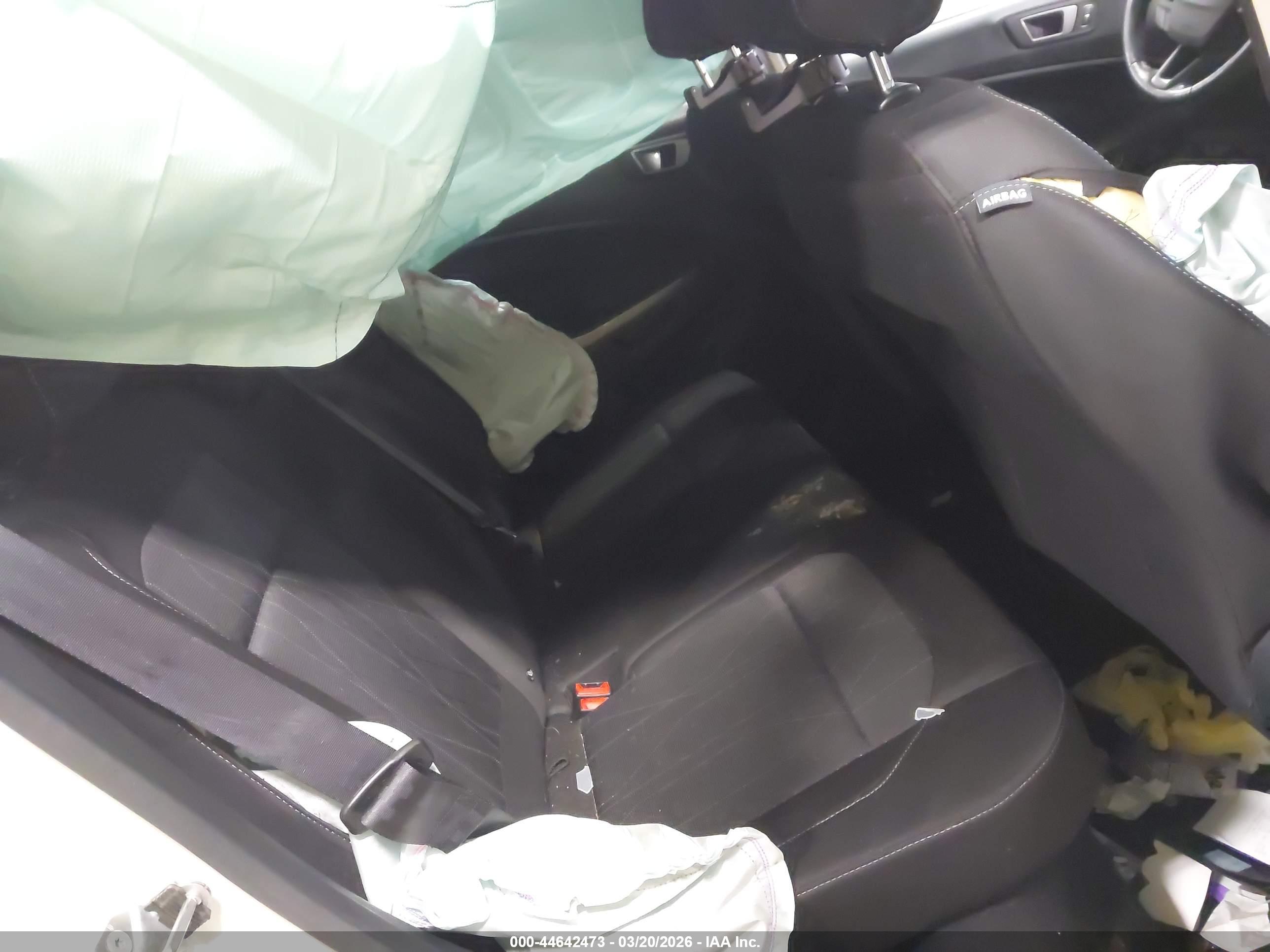 FORD ECOSPORT image 8
