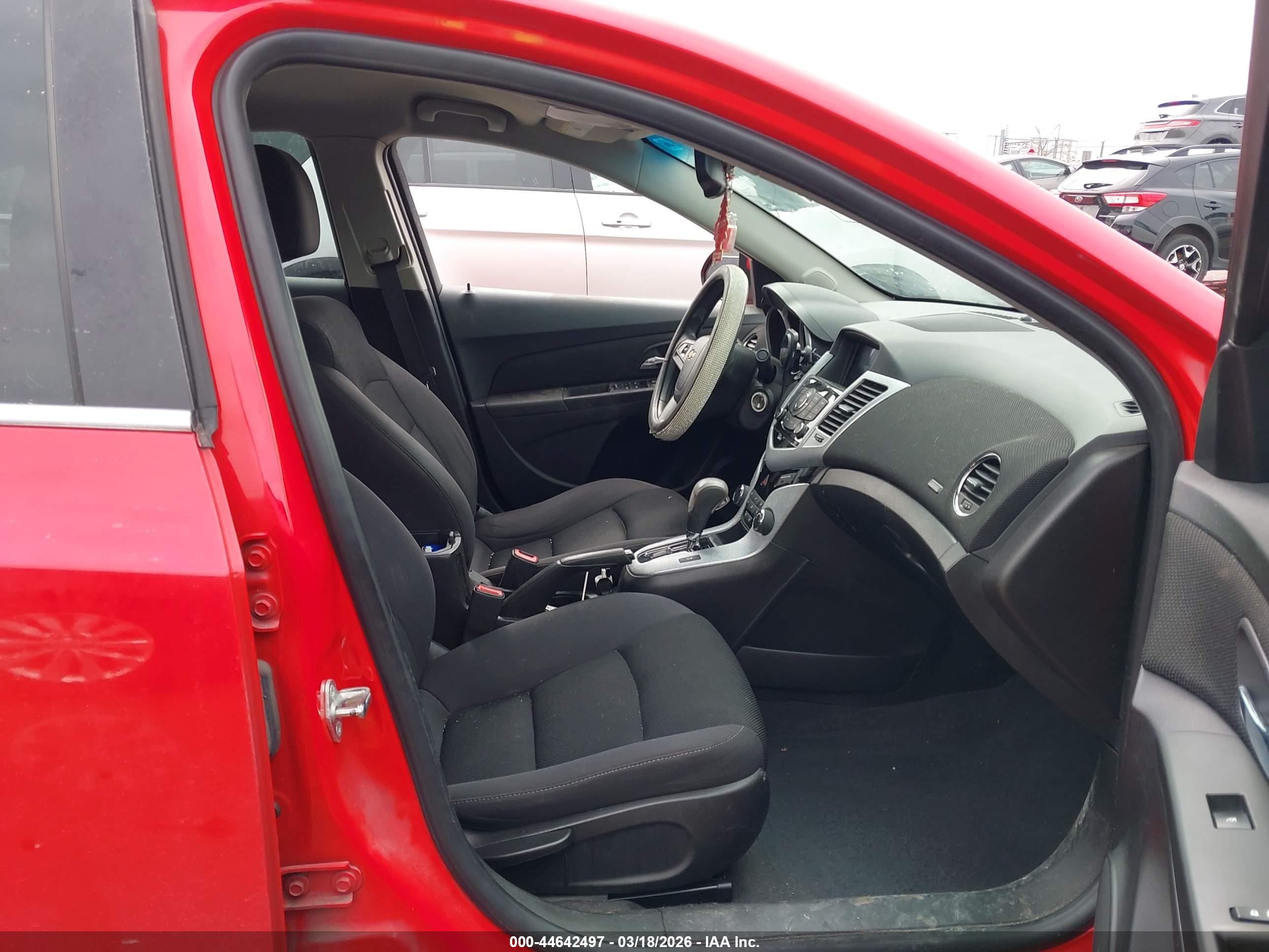 CHEVROLET CRUZE image 5
