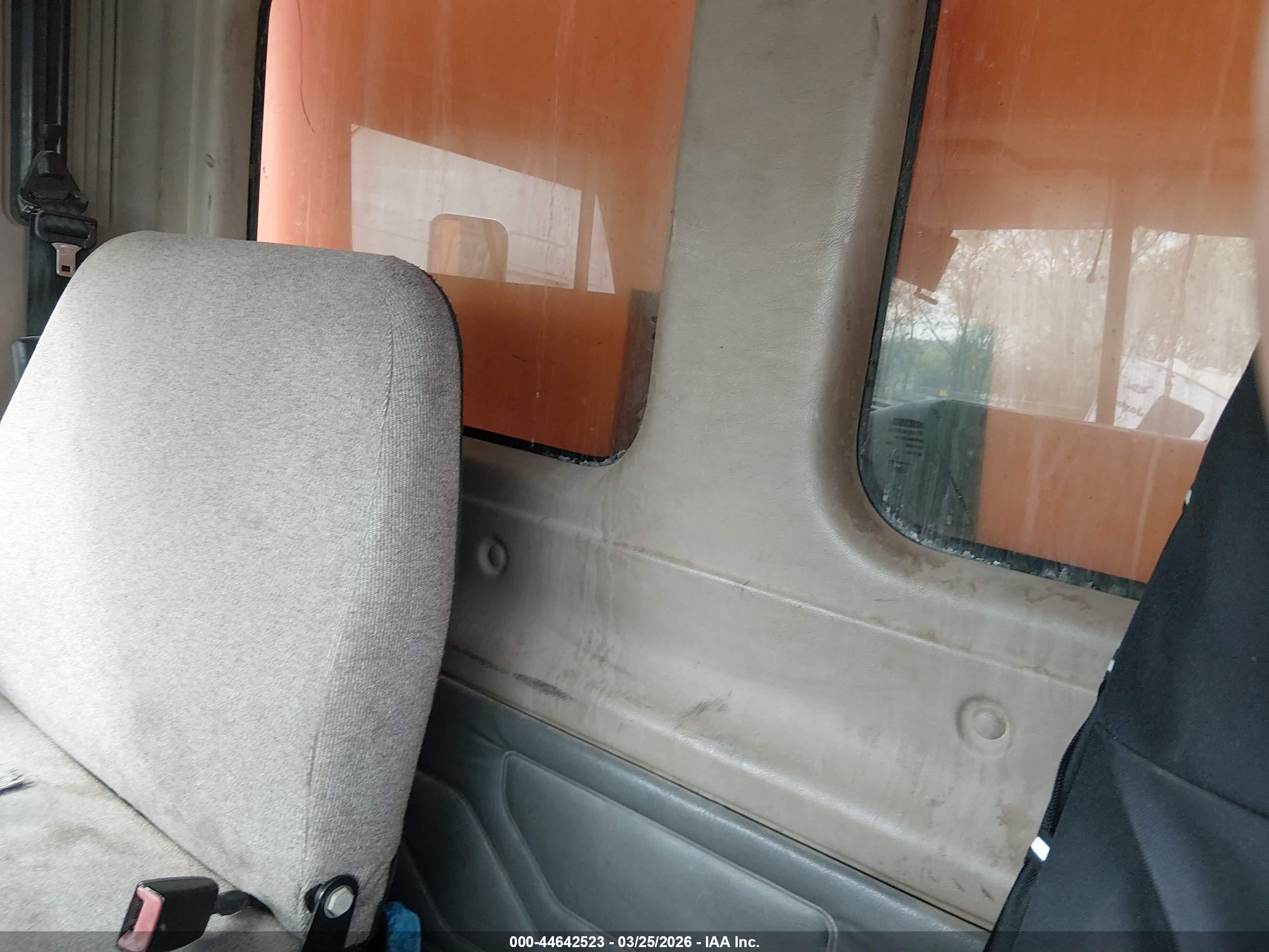 FREIGHTLINER CASCADIA image 7