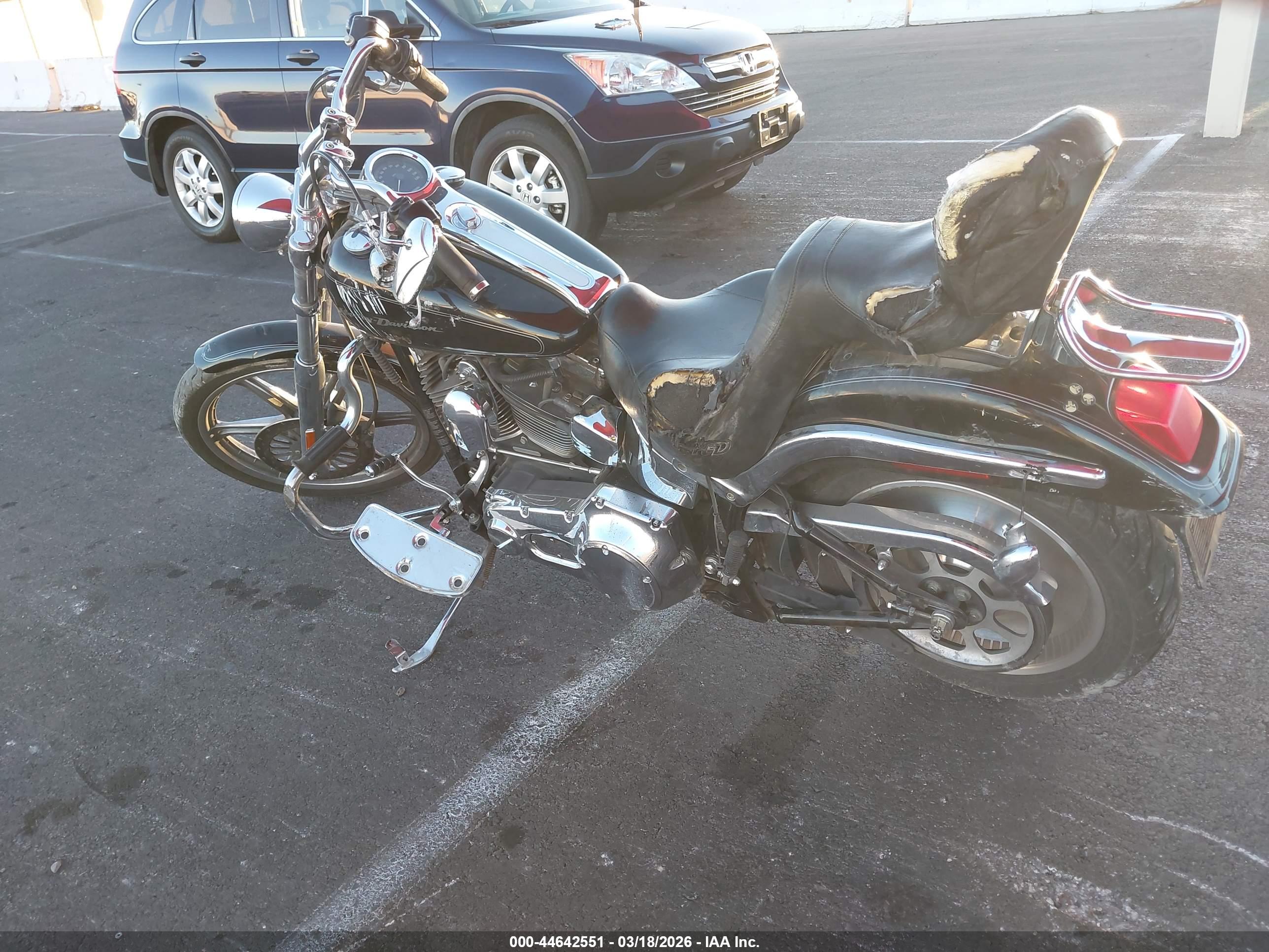 HARLEY-DAVIDSON FXSTDI image 3
