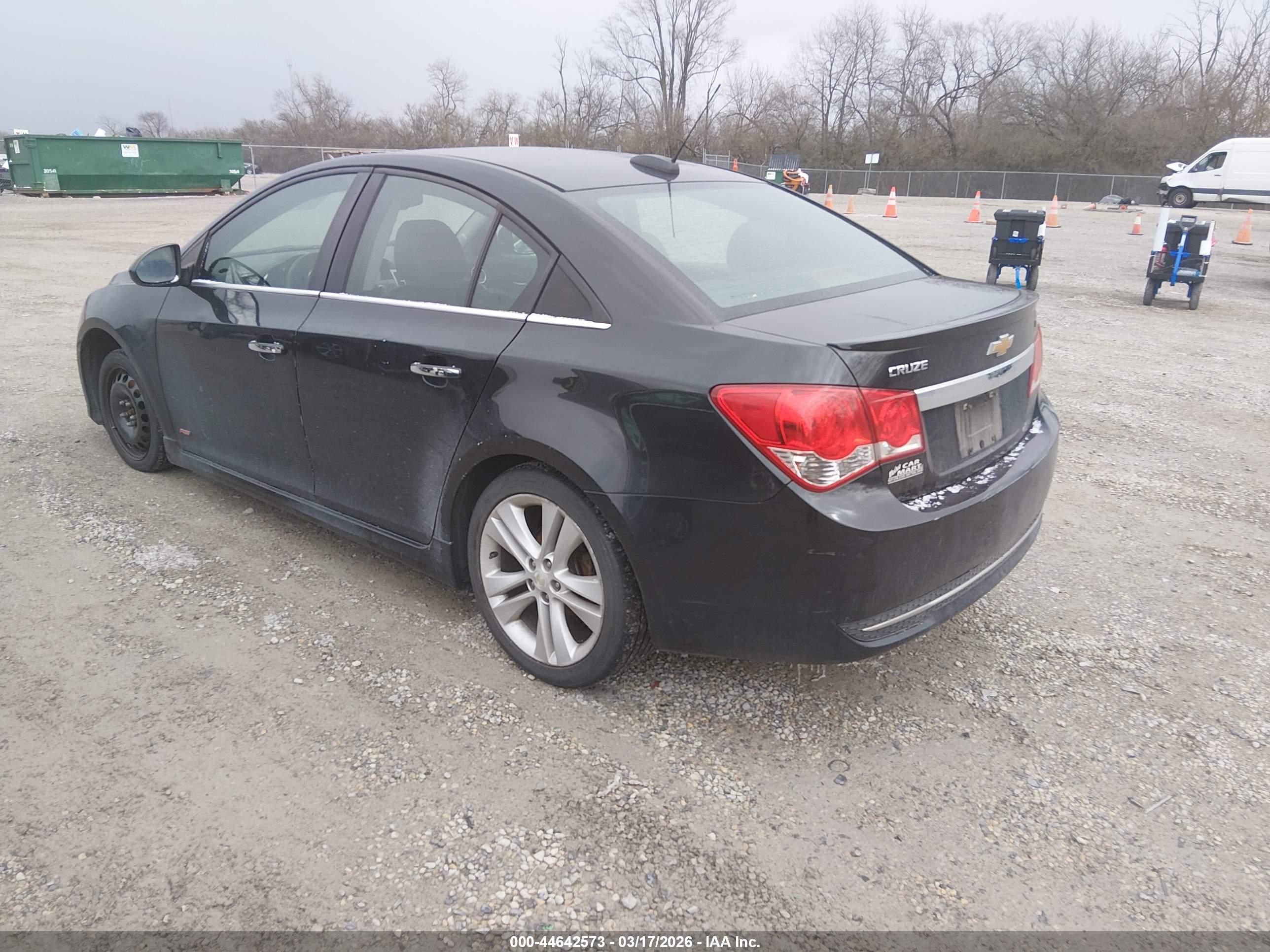 CHEVROLET CRUZE image 3