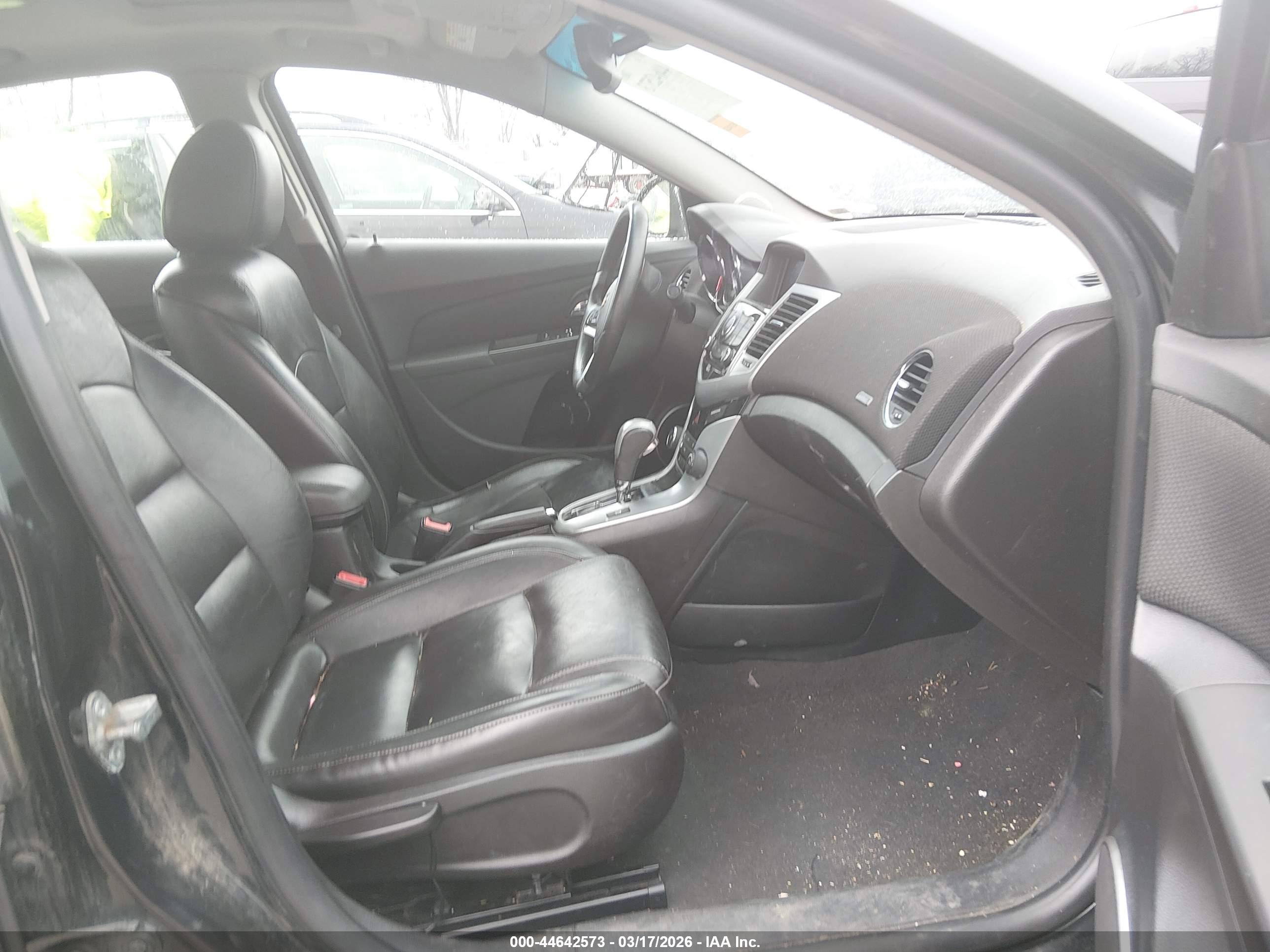 CHEVROLET CRUZE image 5