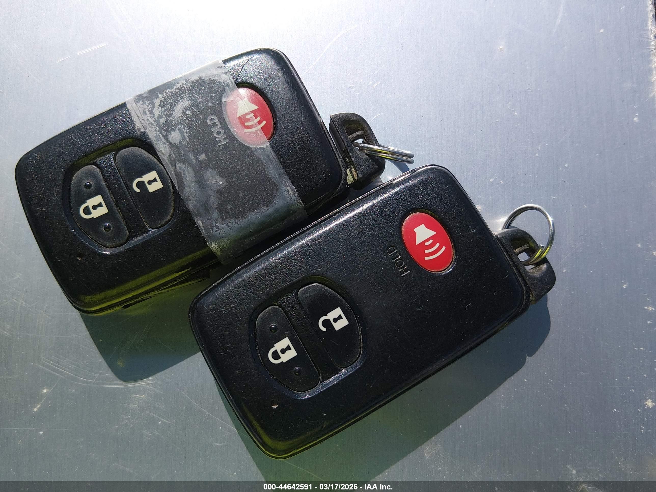 TOYOTA PRIUS image 11