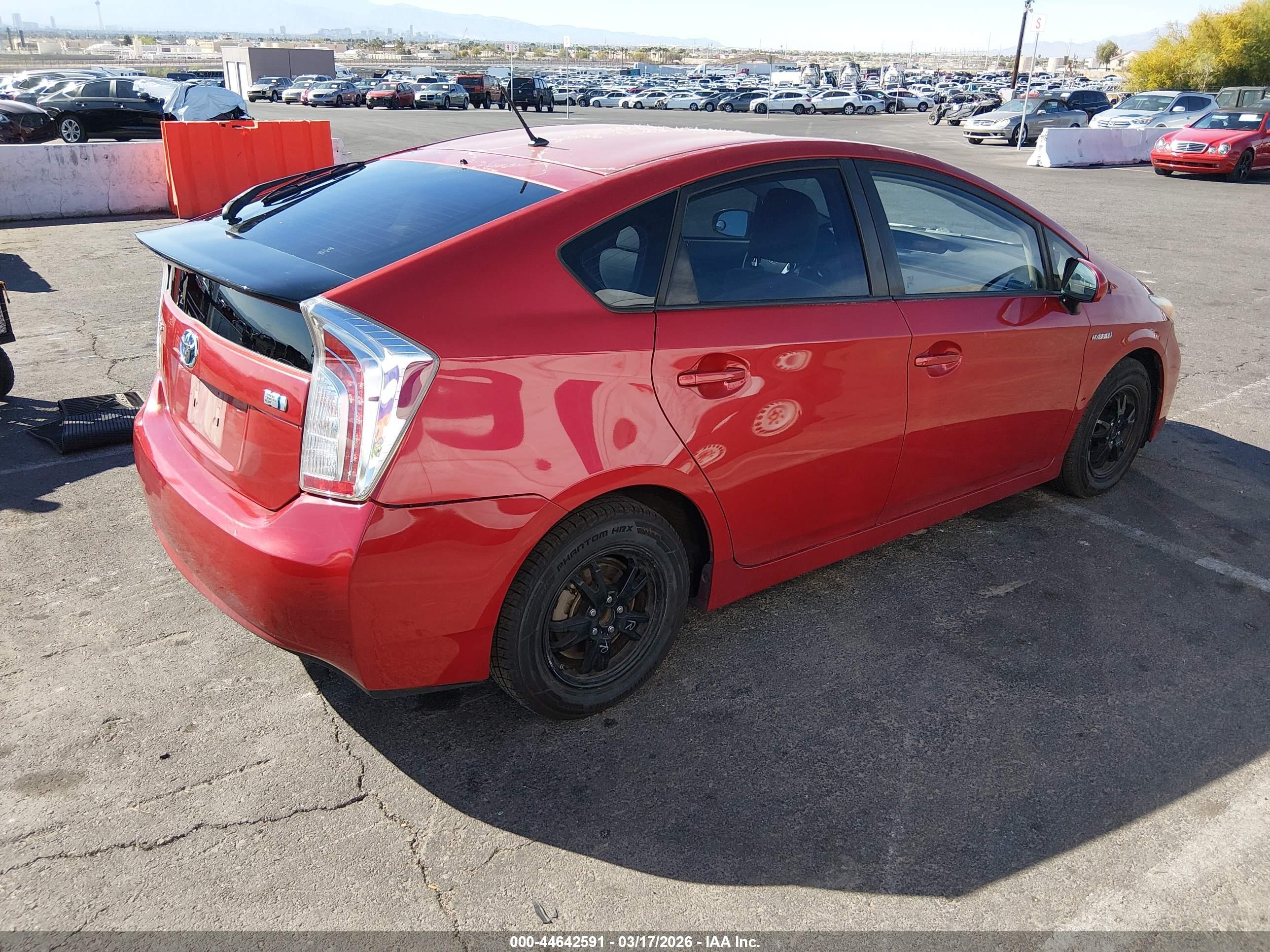 TOYOTA PRIUS image 4