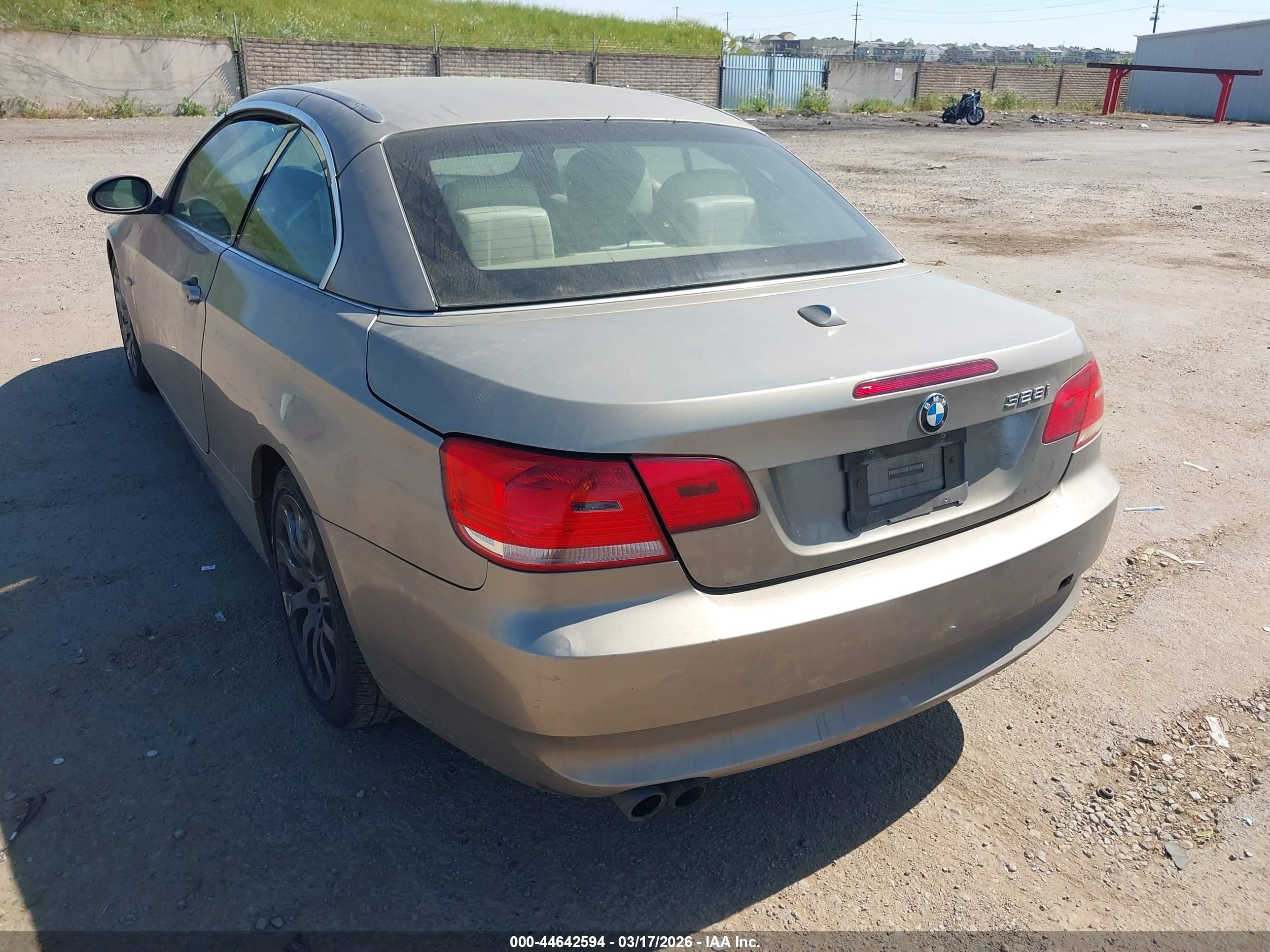 BMW 328I image 3