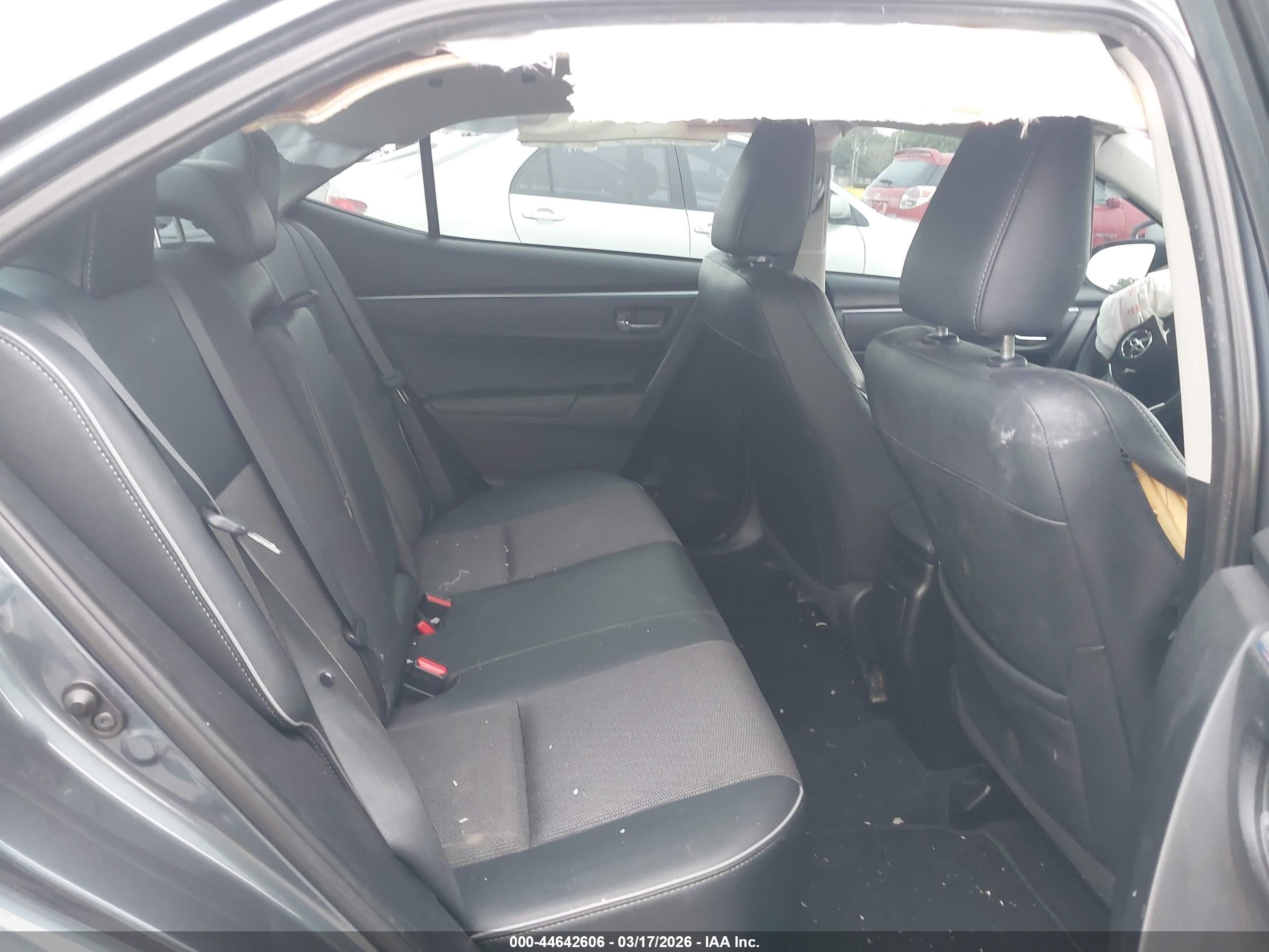 TOYOTA COROLLA image 8