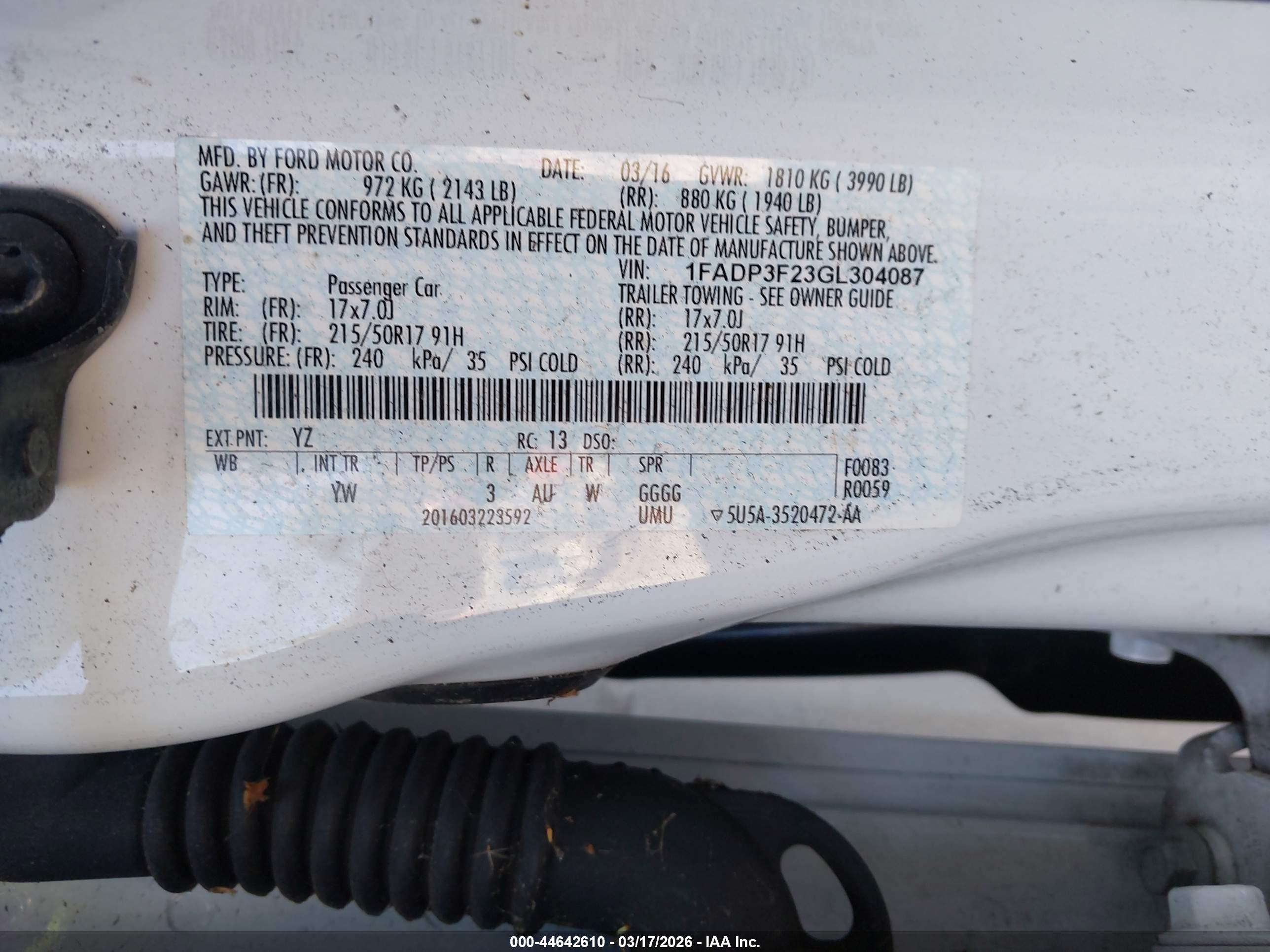 FORD FOCUS image 9