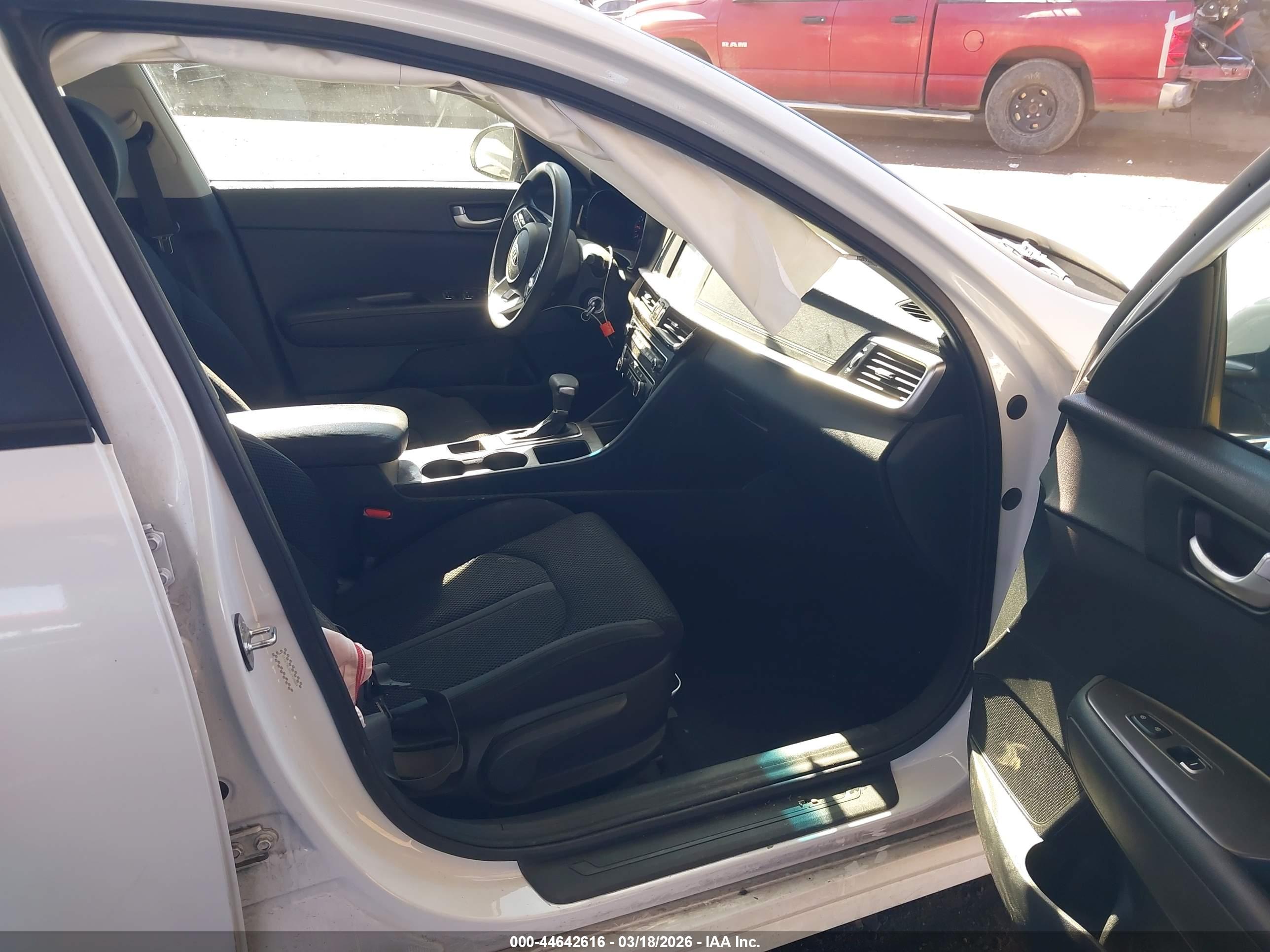 KIA OPTIMA image 5