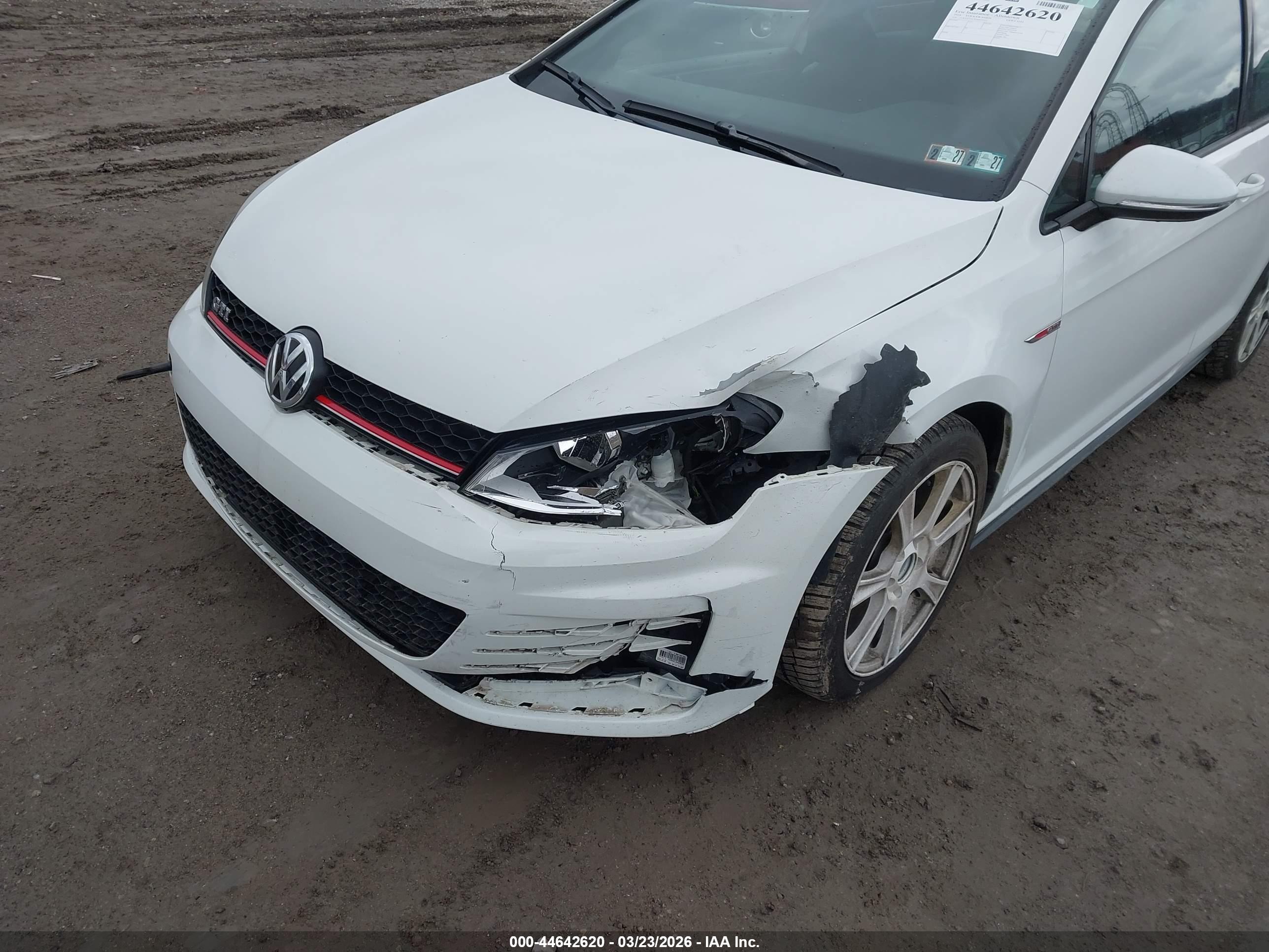 VOLKSWAGEN GOLF image 6