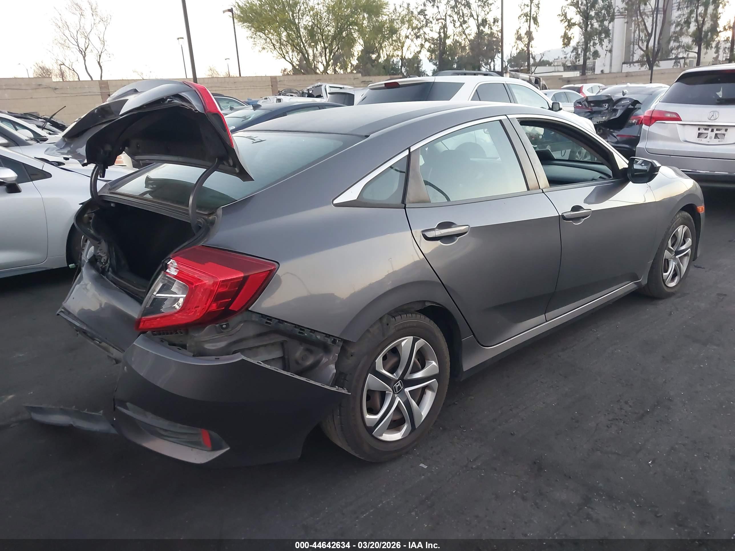 HONDA CIVIC image 4