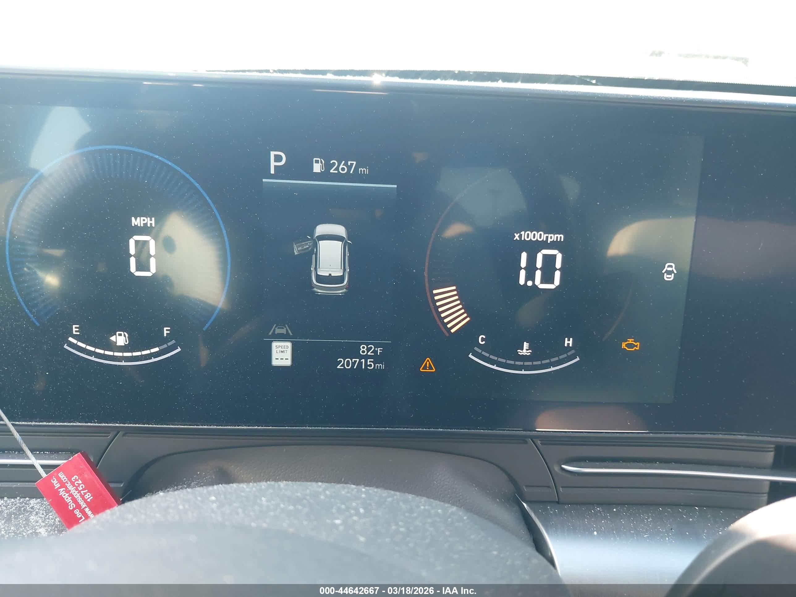 HYUNDAI KONA image 7