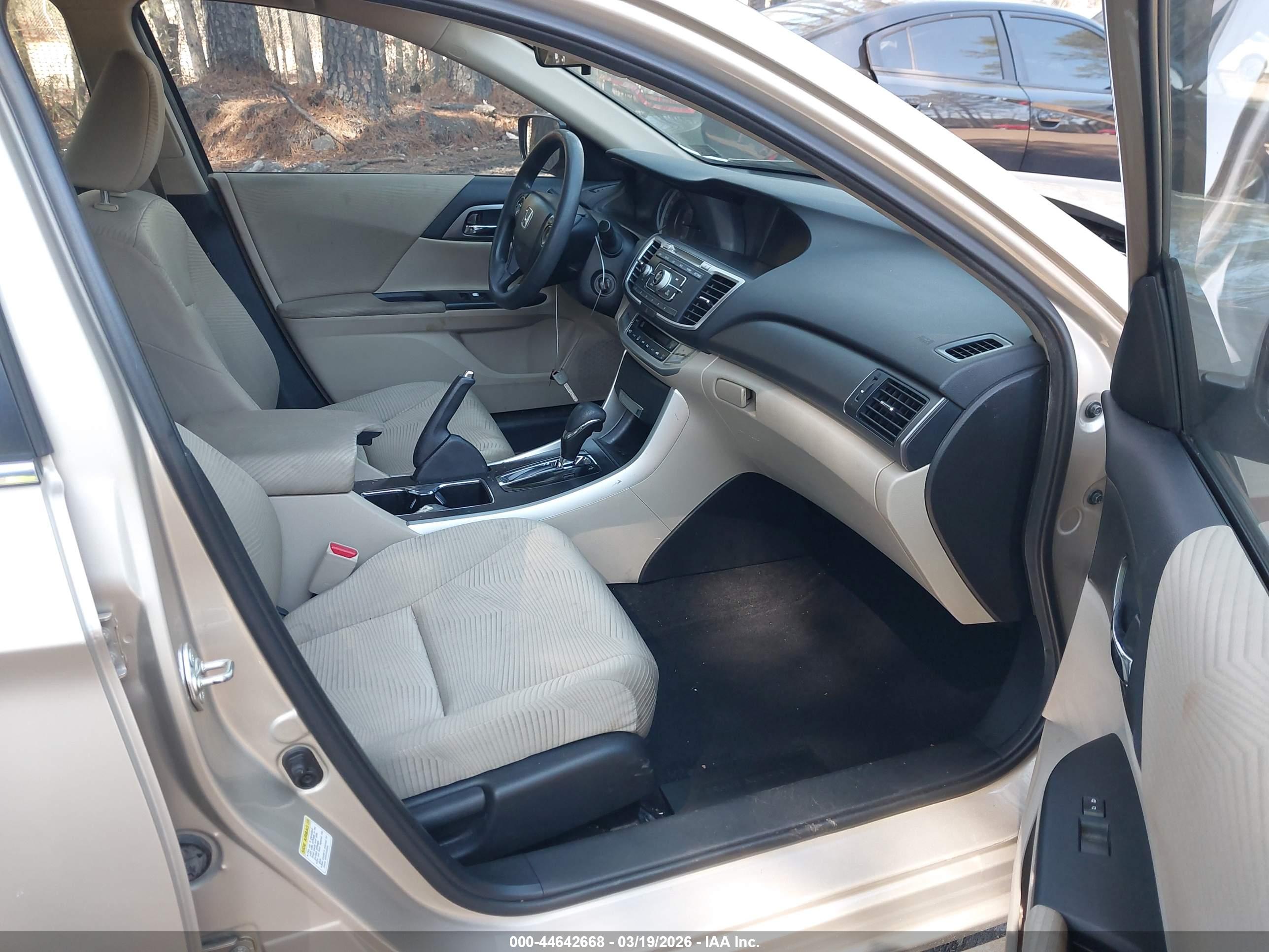 HONDA ACCORD image 5