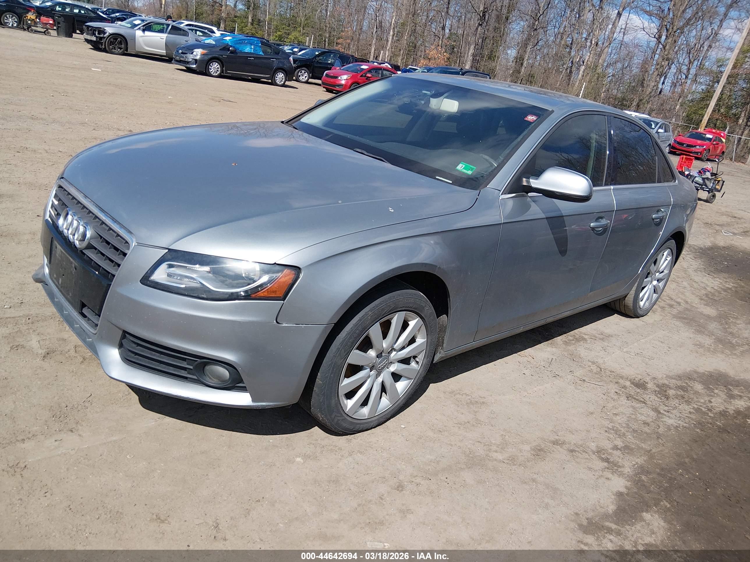 AUDI A4 image 2
