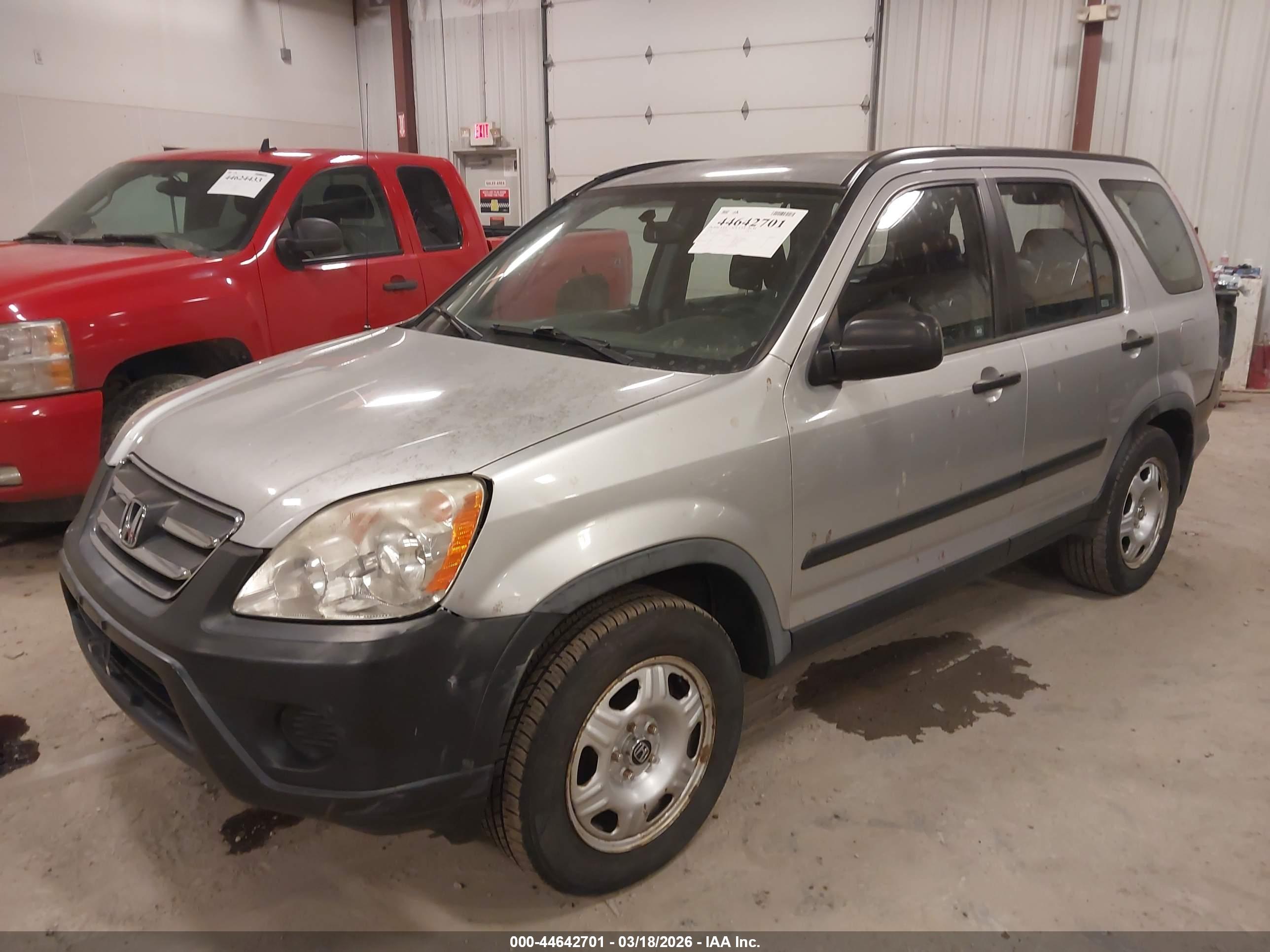 HONDA CR-V image 2