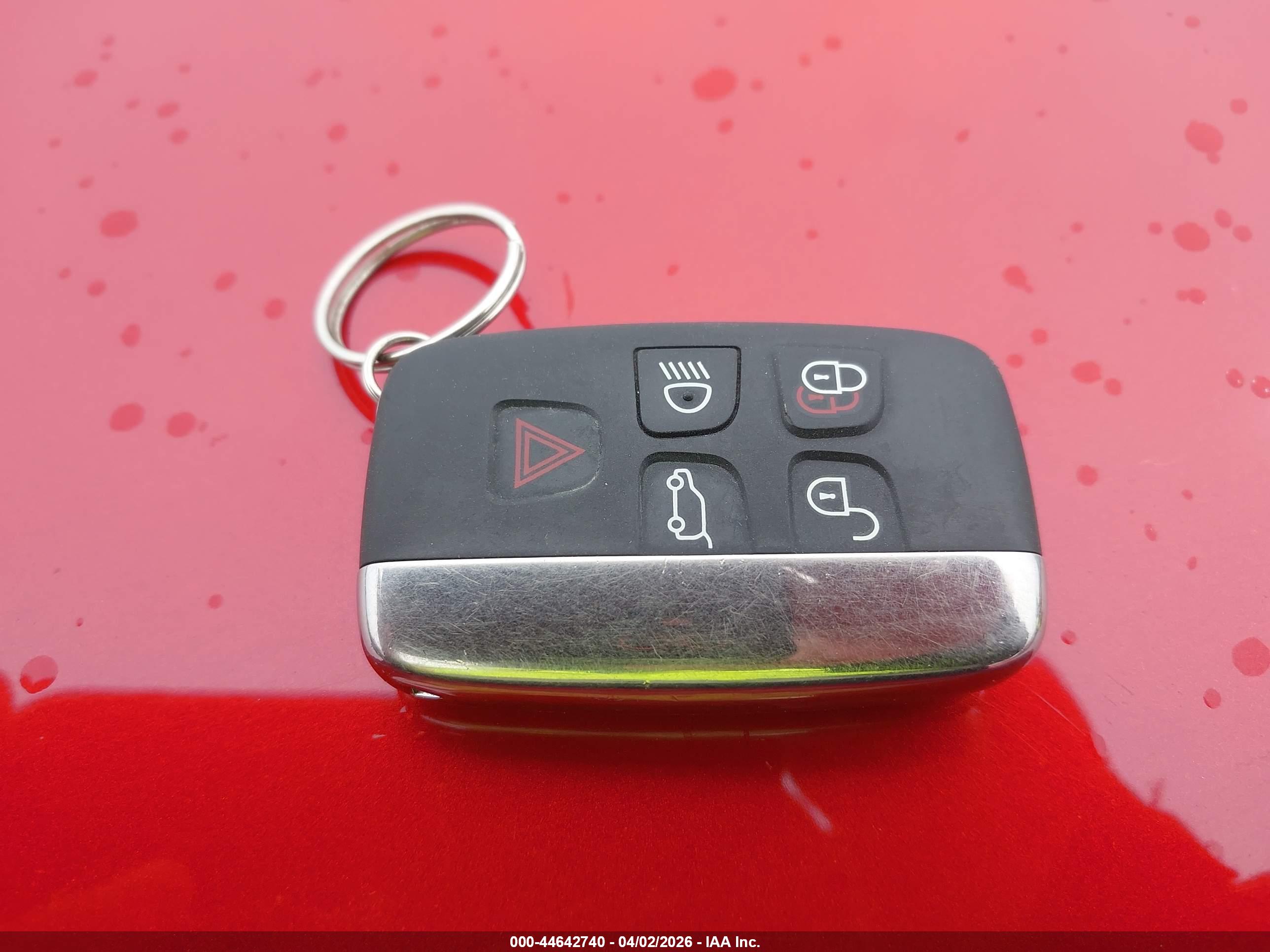LAND ROVER image 11