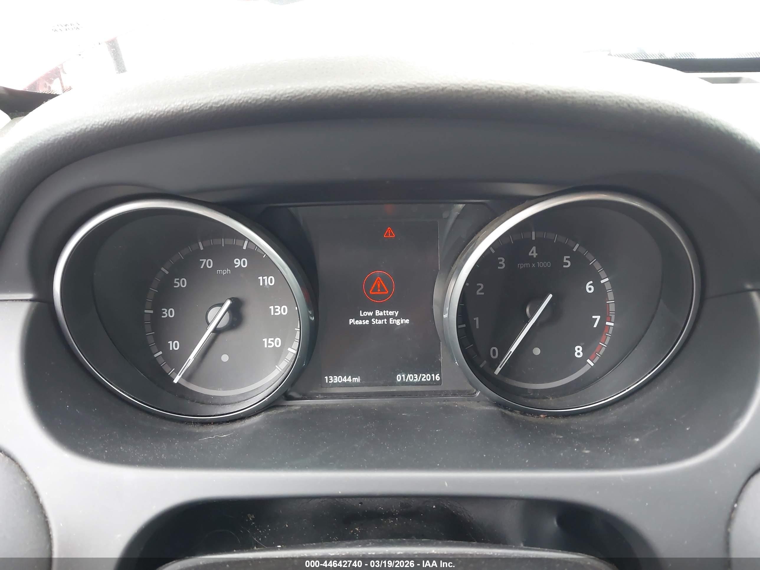 LAND ROVER image 7