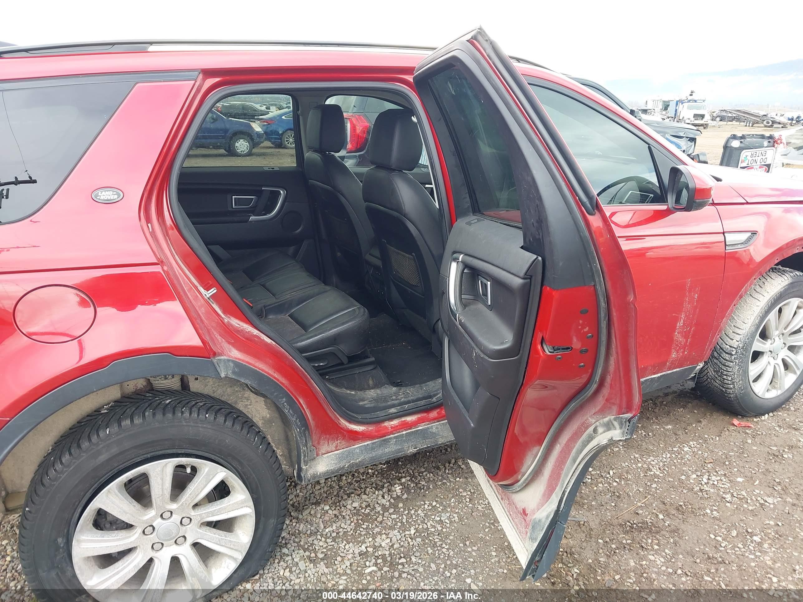 LAND ROVER image 8