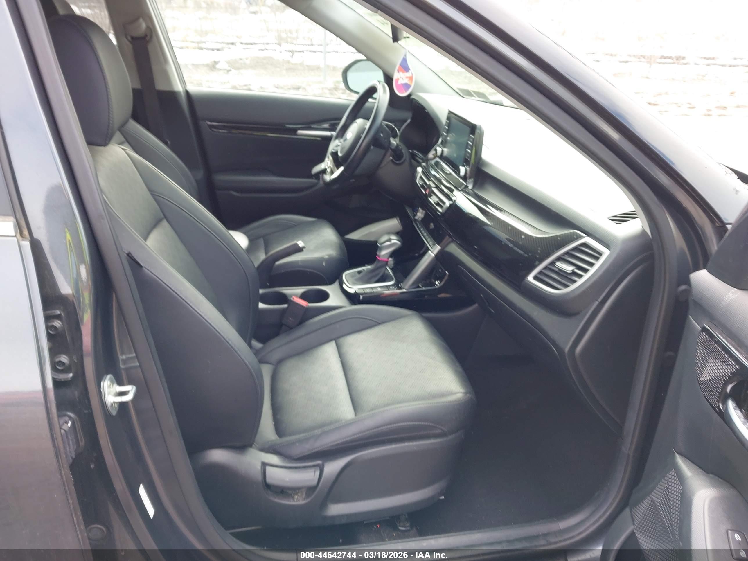 KIA SELTOS image 5