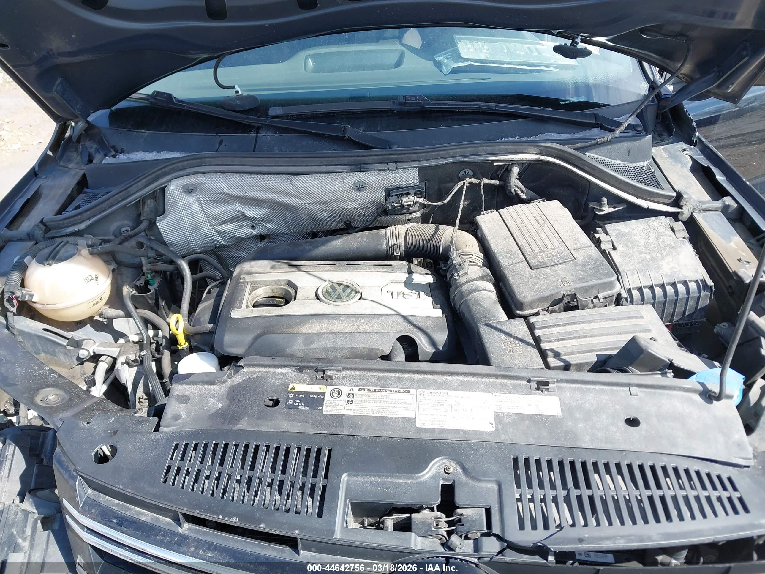 VOLKSWAGEN TIGUAN image 10
