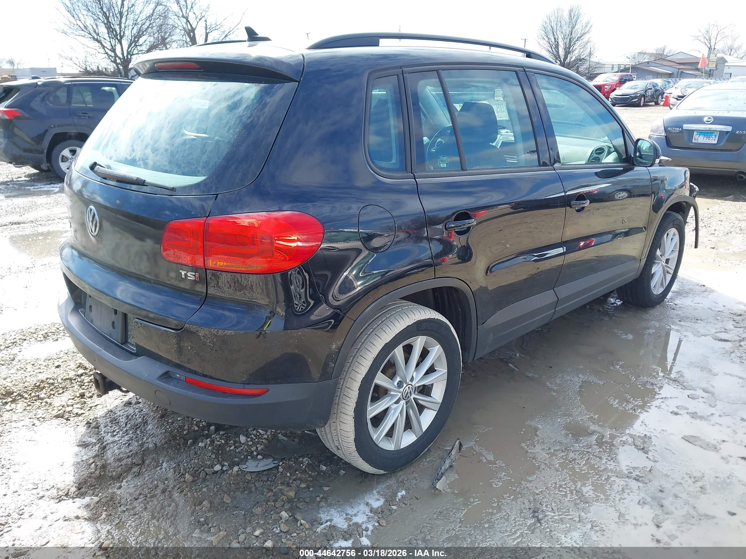 VOLKSWAGEN TIGUAN image 4