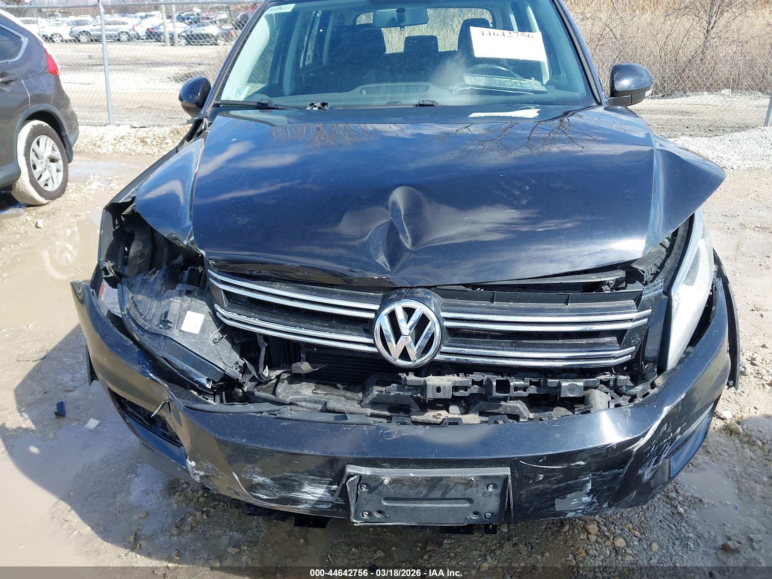 VOLKSWAGEN TIGUAN image 6