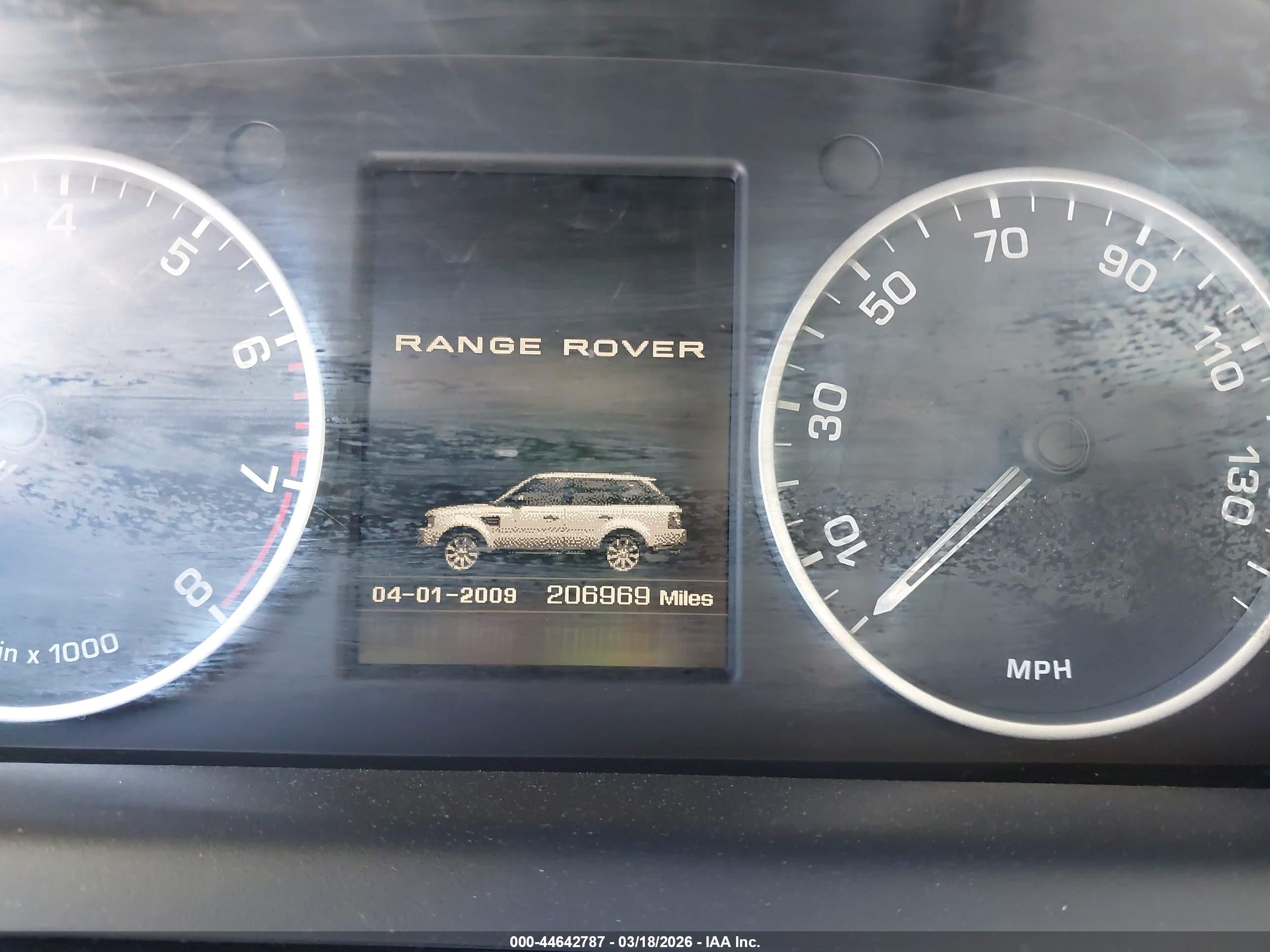 LAND ROVER image 7