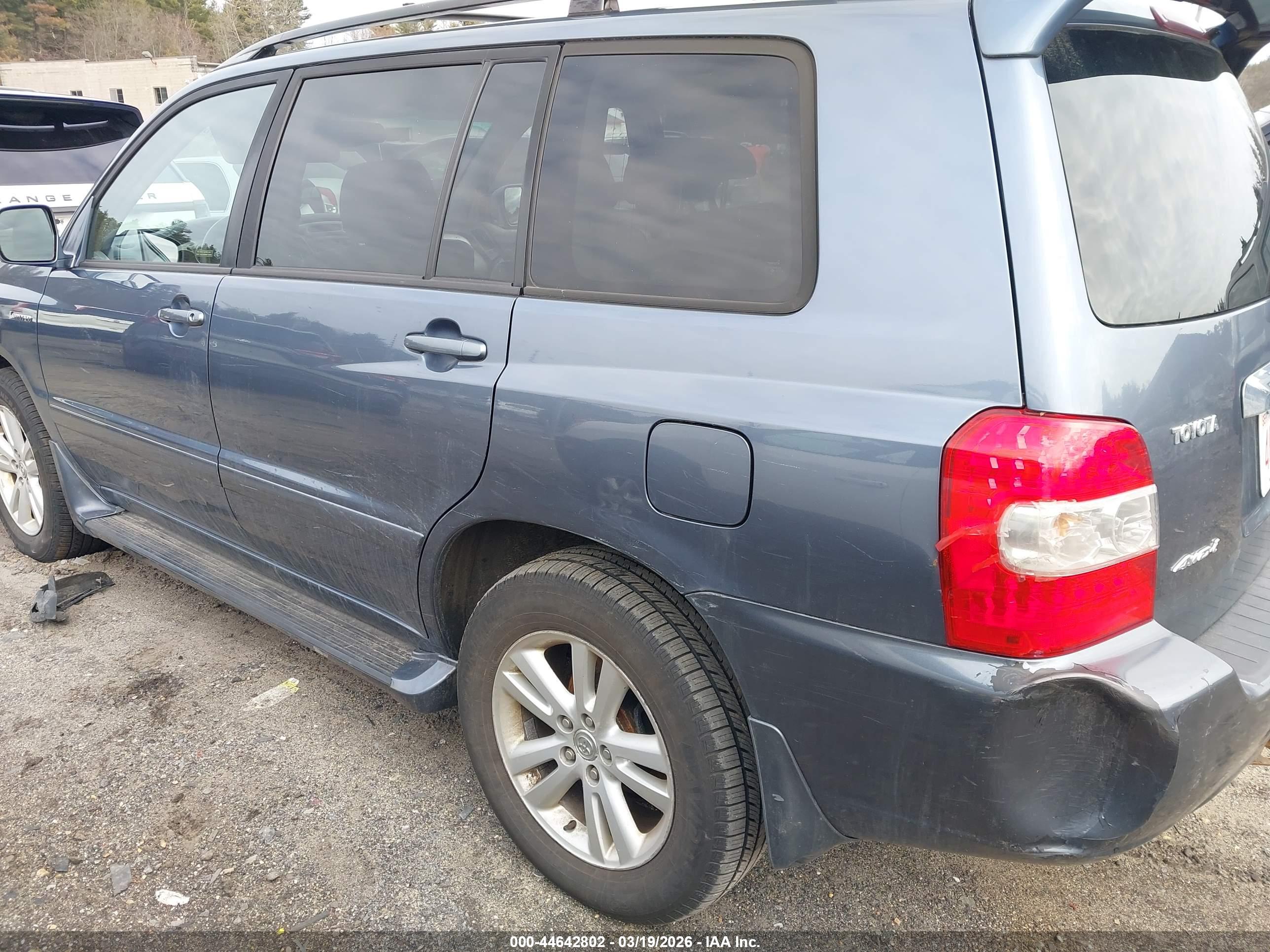 TOYOTA HIGHLANDER image 3