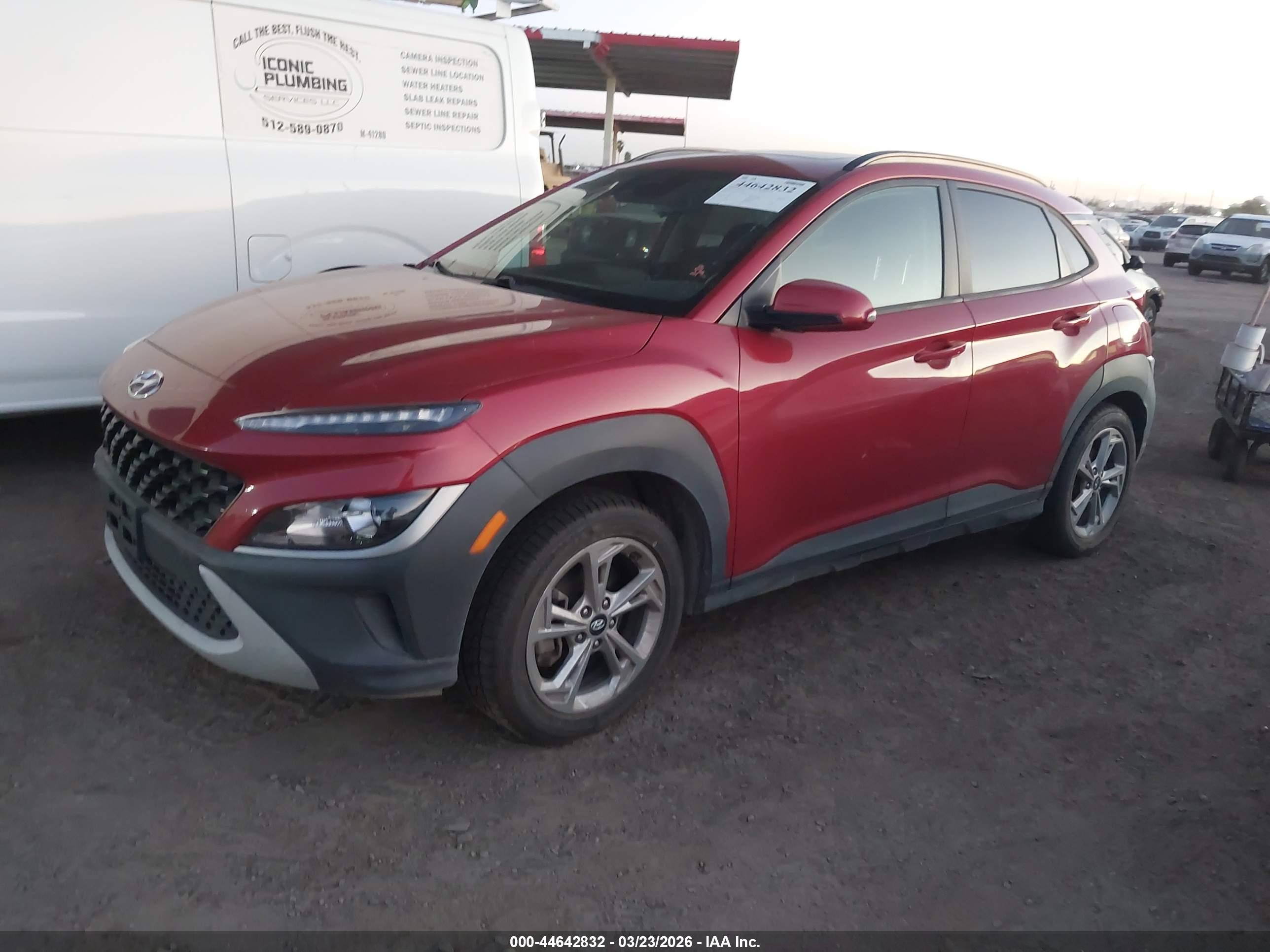HYUNDAI KONA image 2