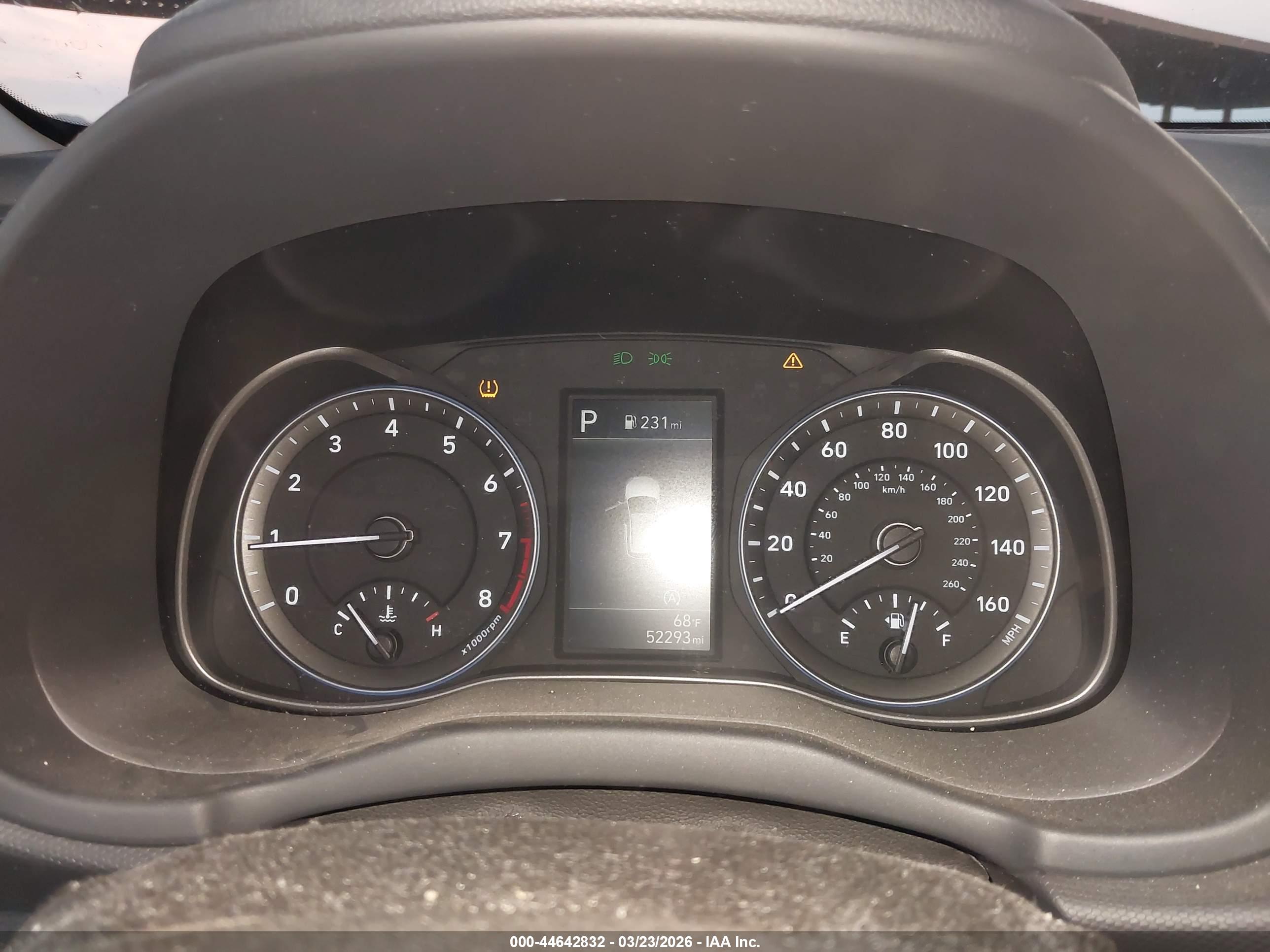 HYUNDAI KONA image 7