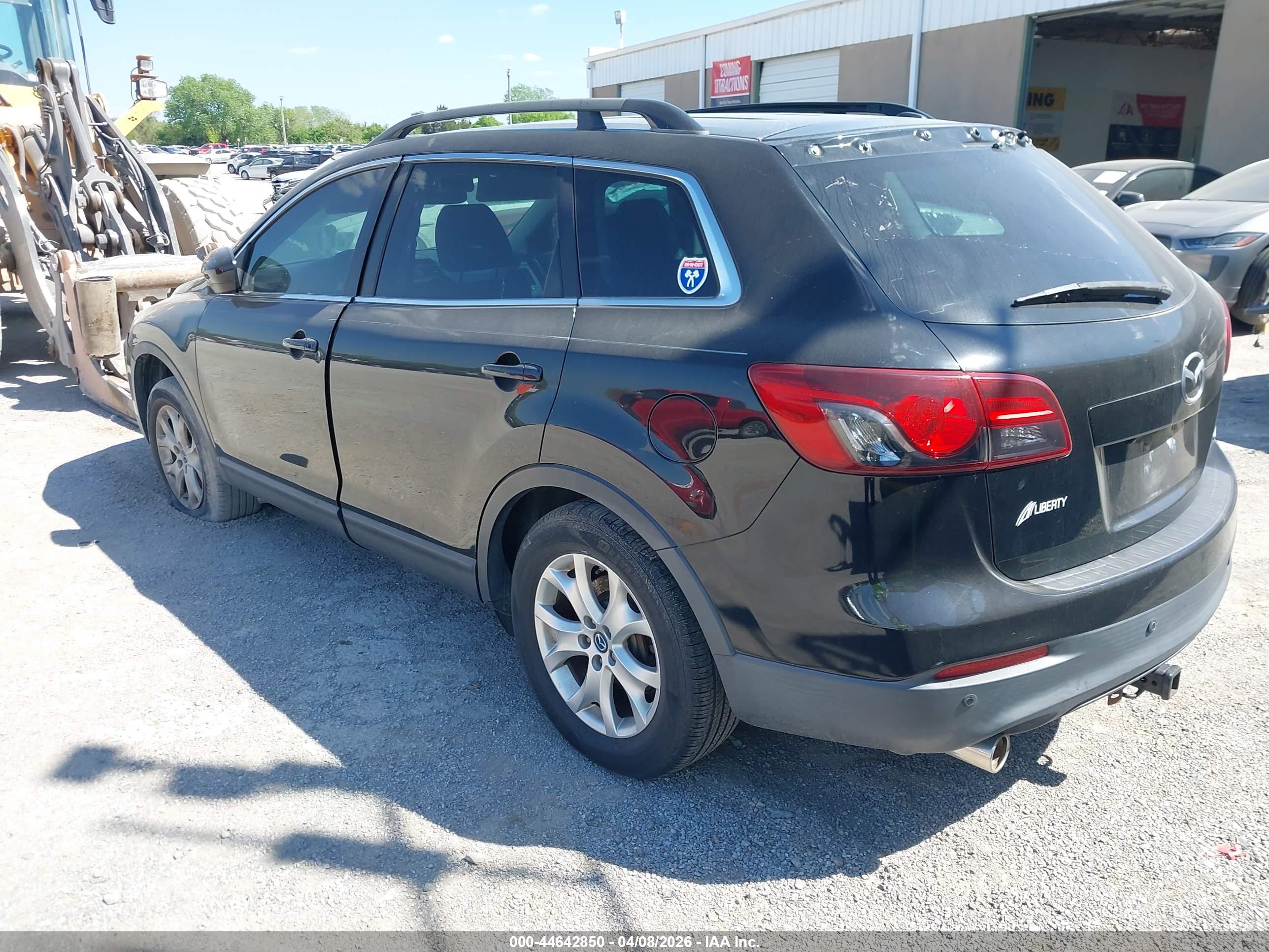 MAZDA CX-9 image 3