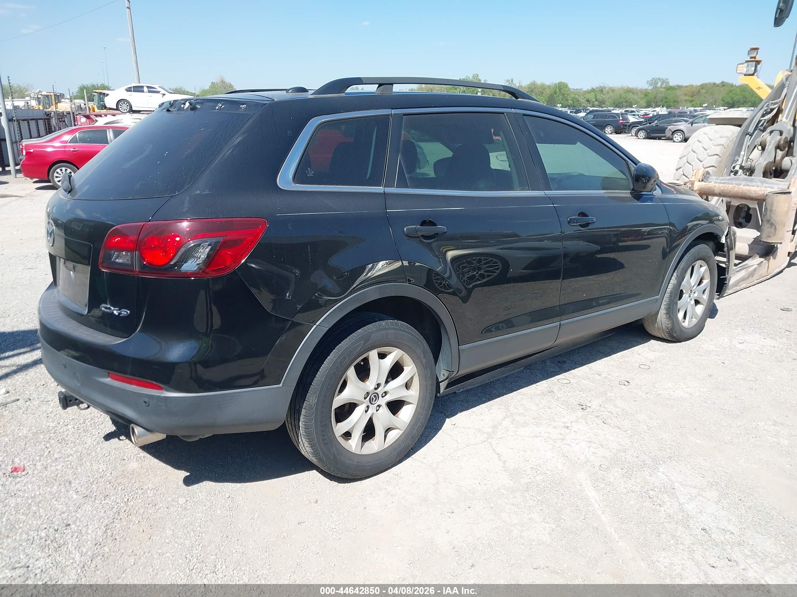 MAZDA CX-9 image 4