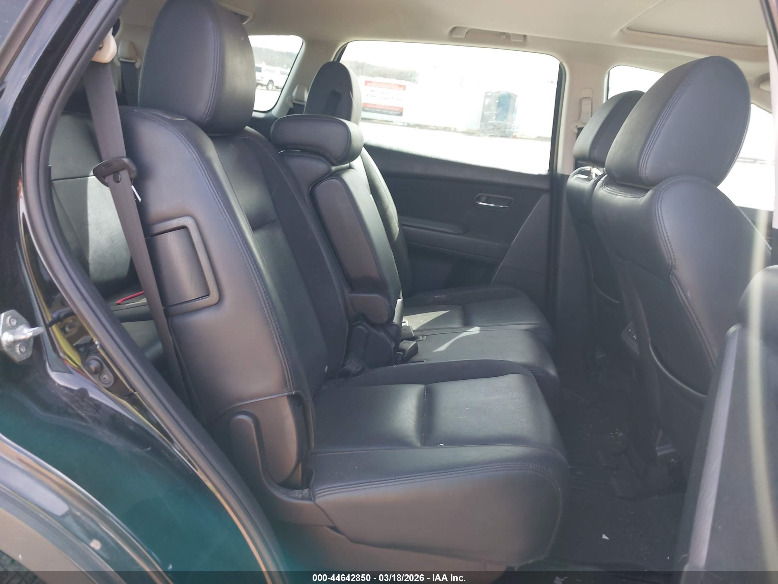 MAZDA CX-9 image 8