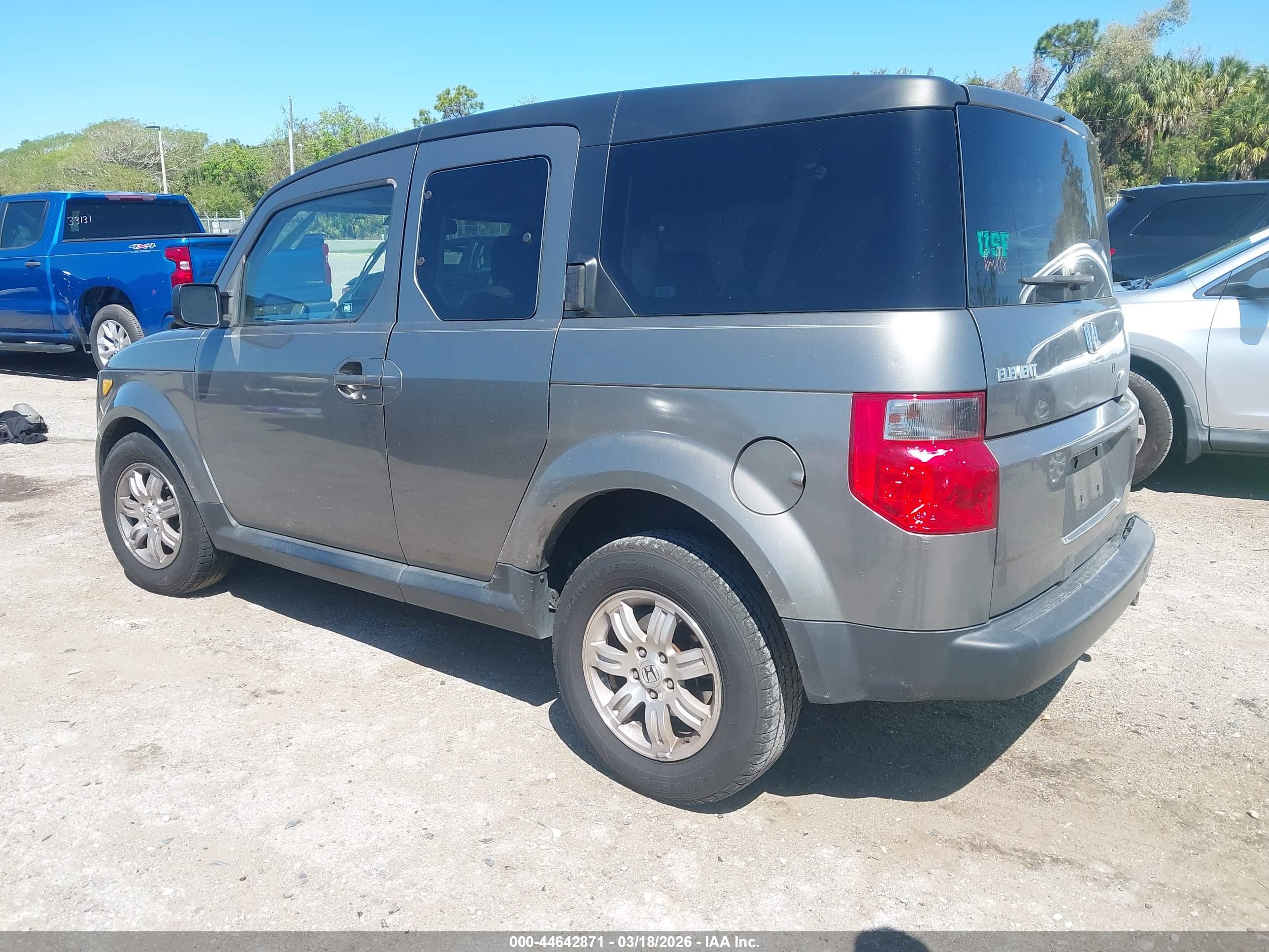 HONDA ELEMENT image 3