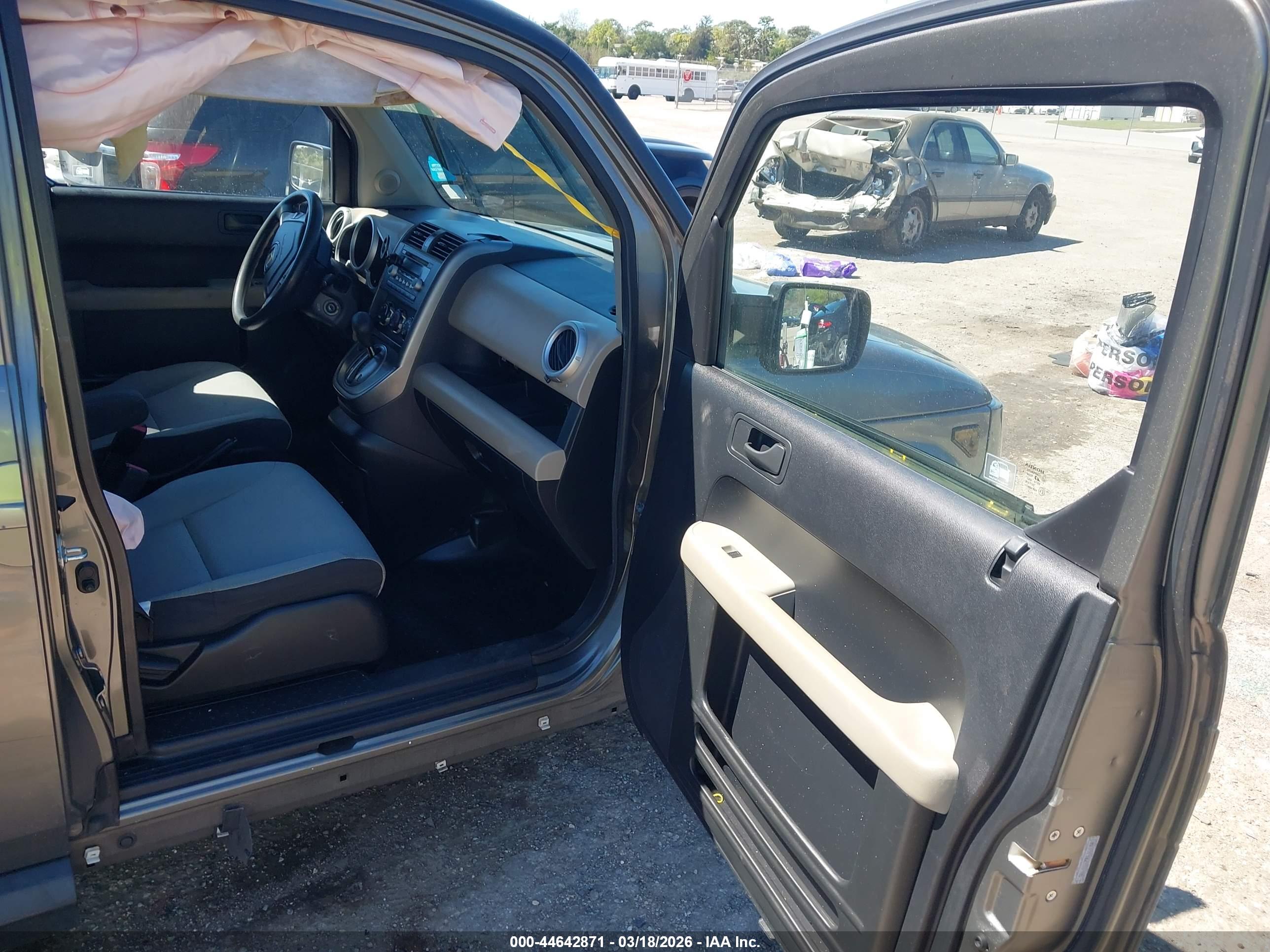 HONDA ELEMENT image 5