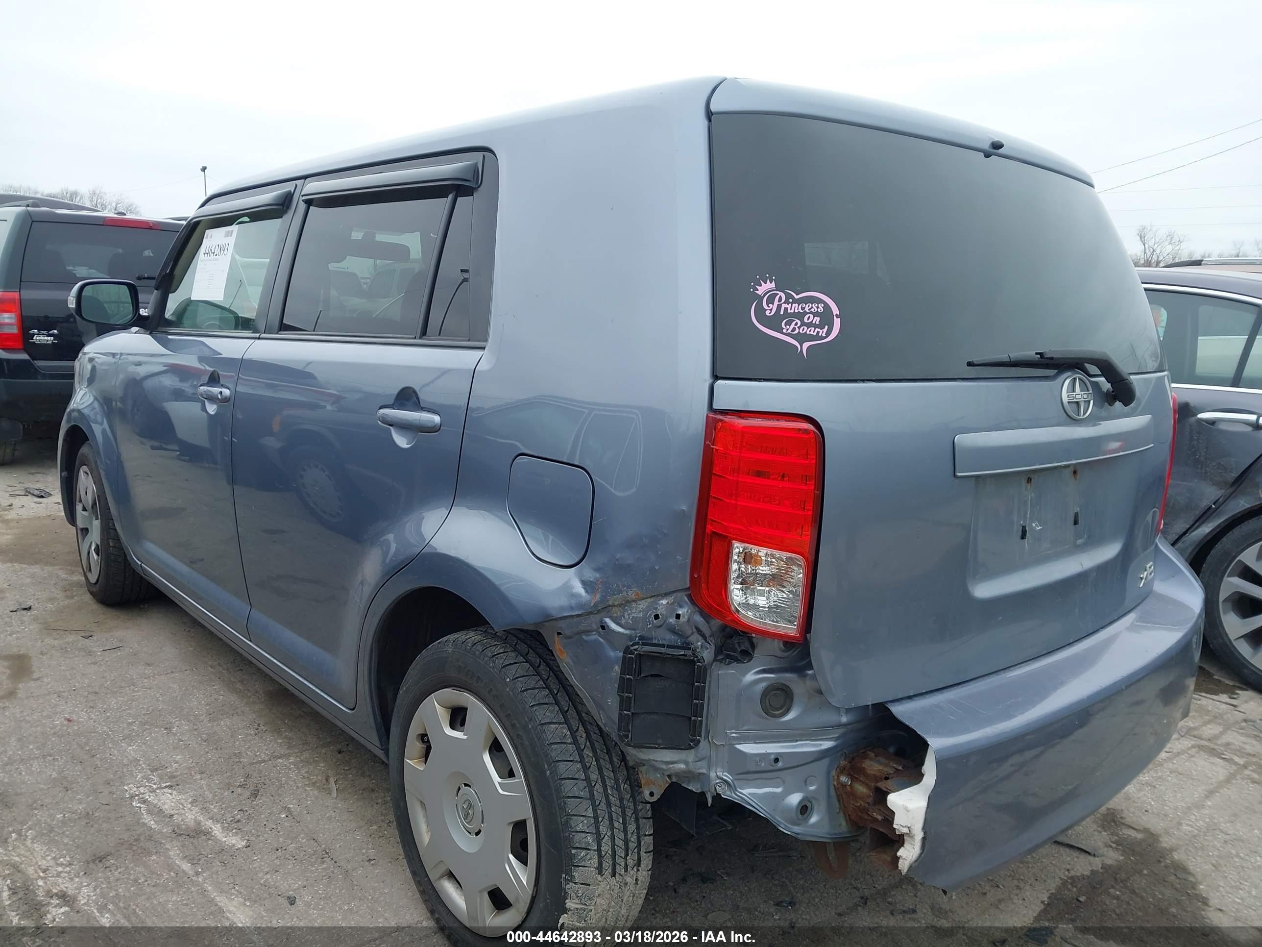 SCION XB image 3