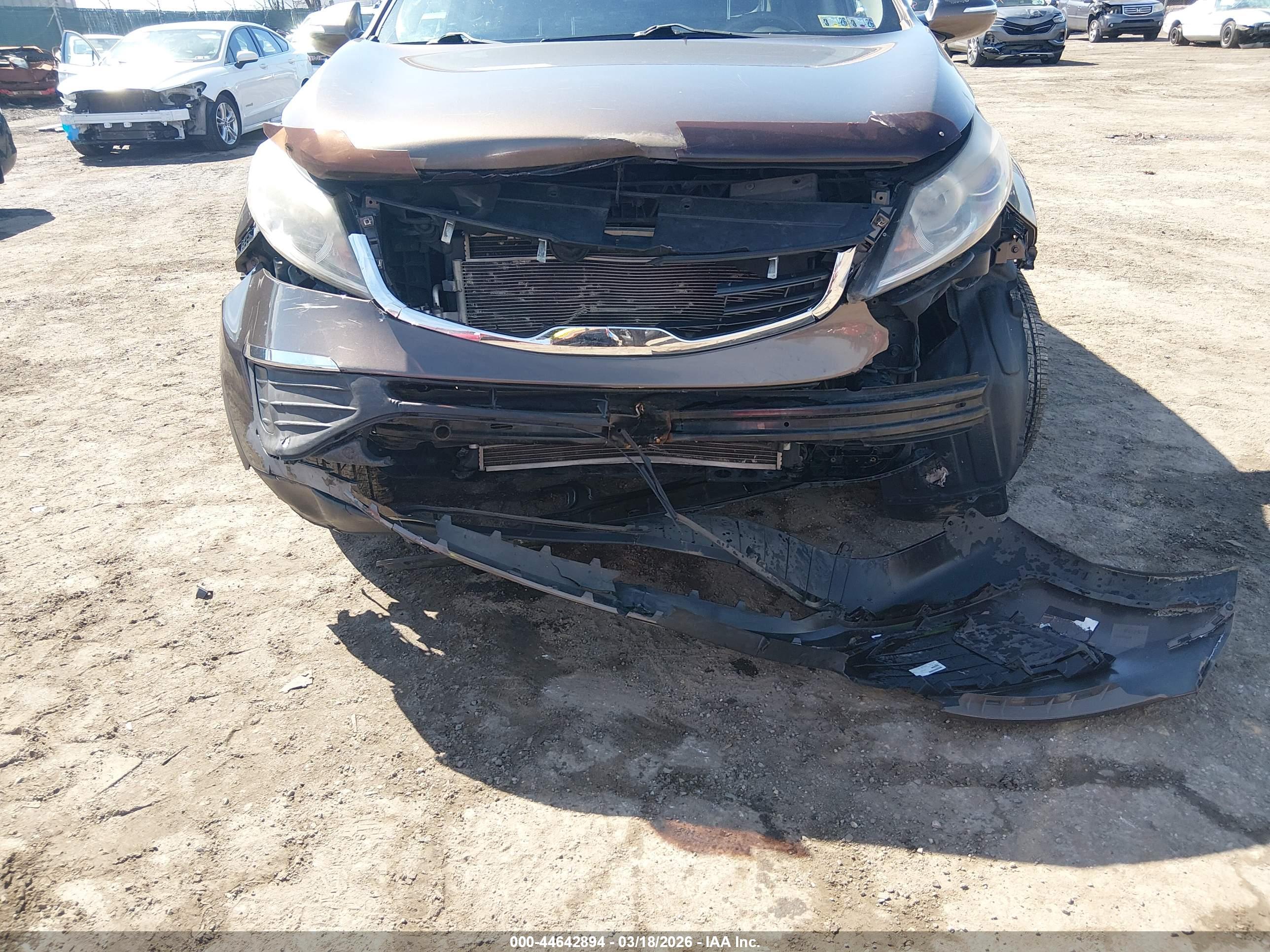 KIA SPORTAGE image 6