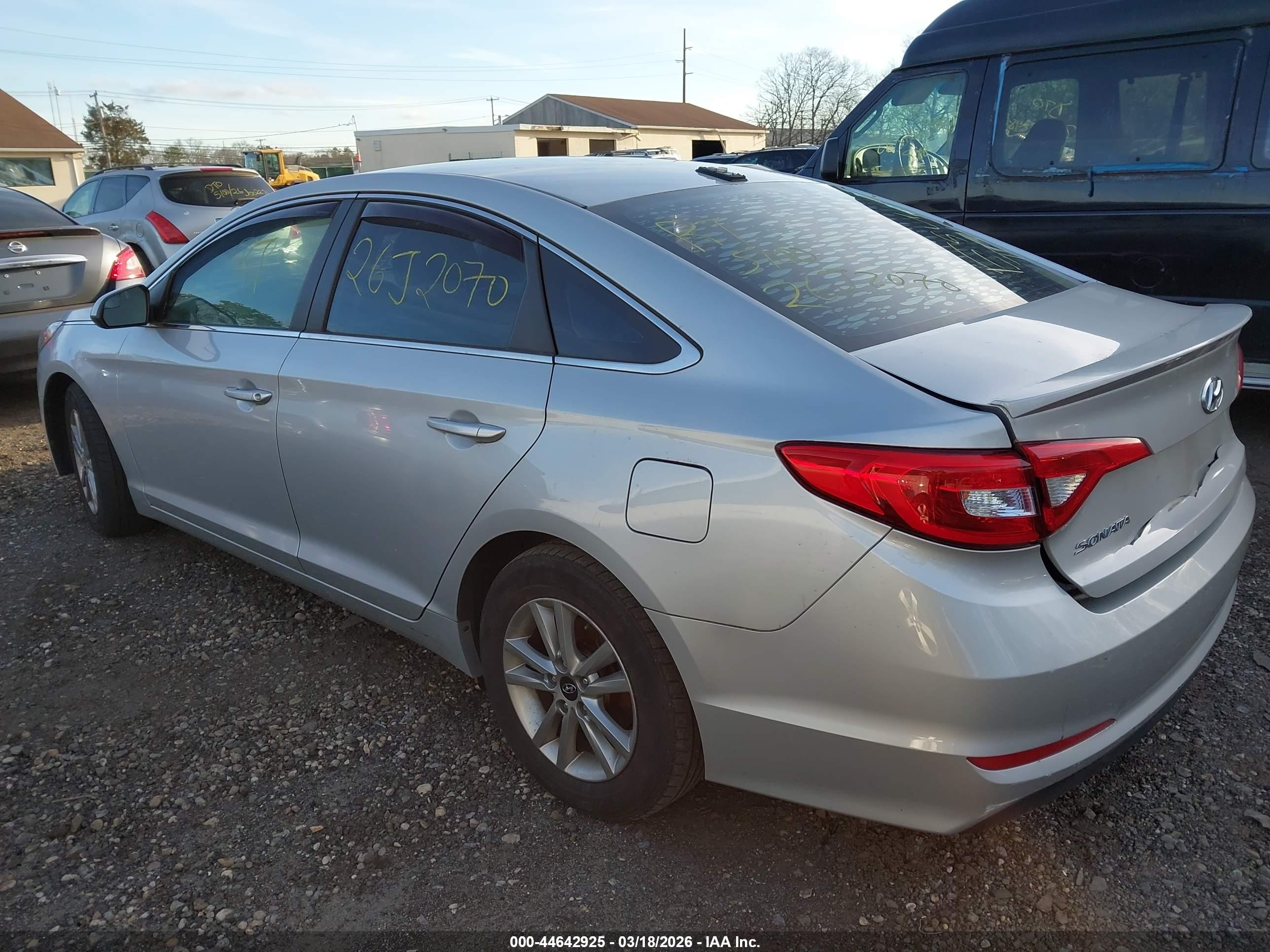 HYUNDAI SONATA image 3