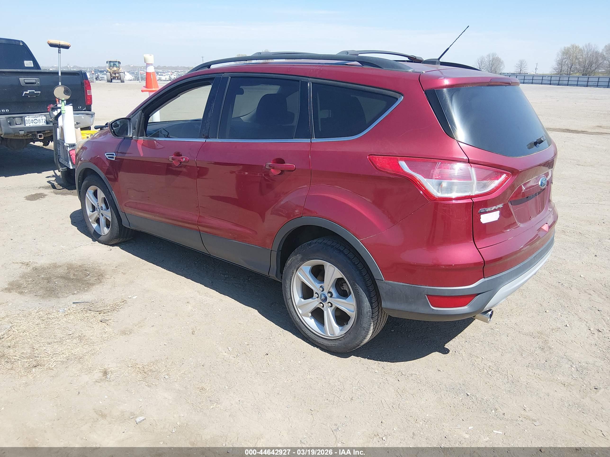FORD ESCAPE image 3