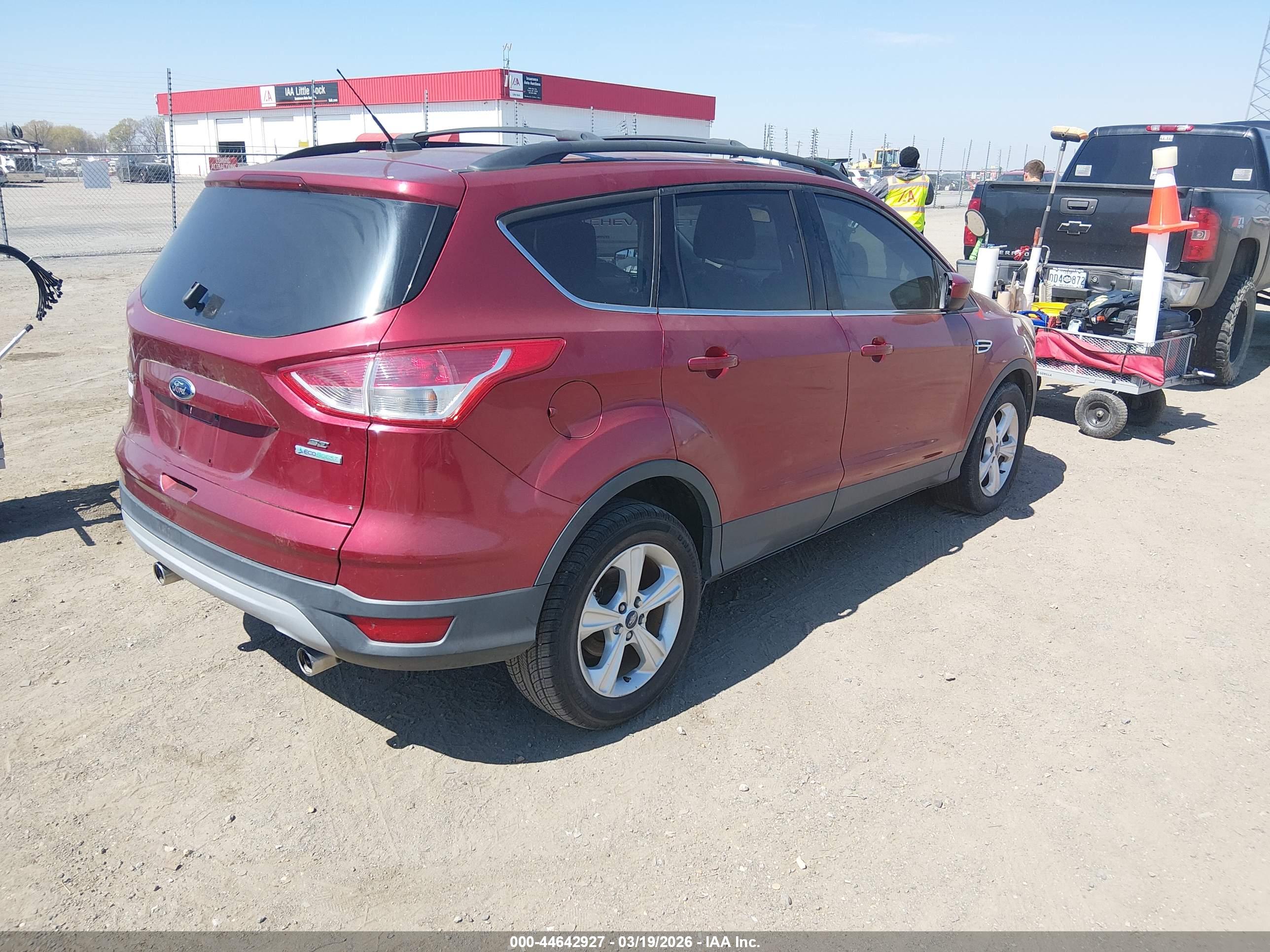 FORD ESCAPE image 4
